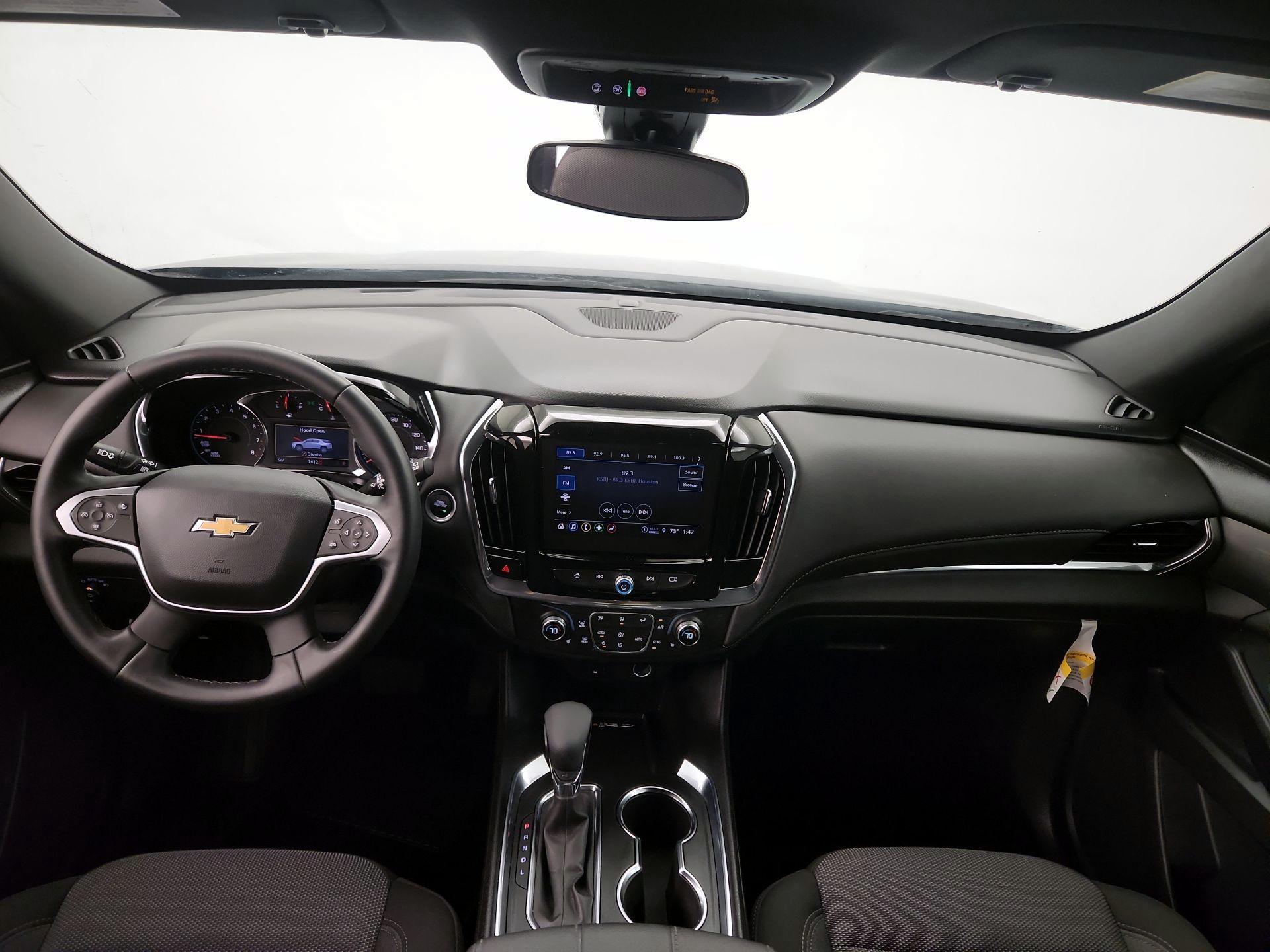 Thumbnail: 2023 Chevrolet Traverse - 9