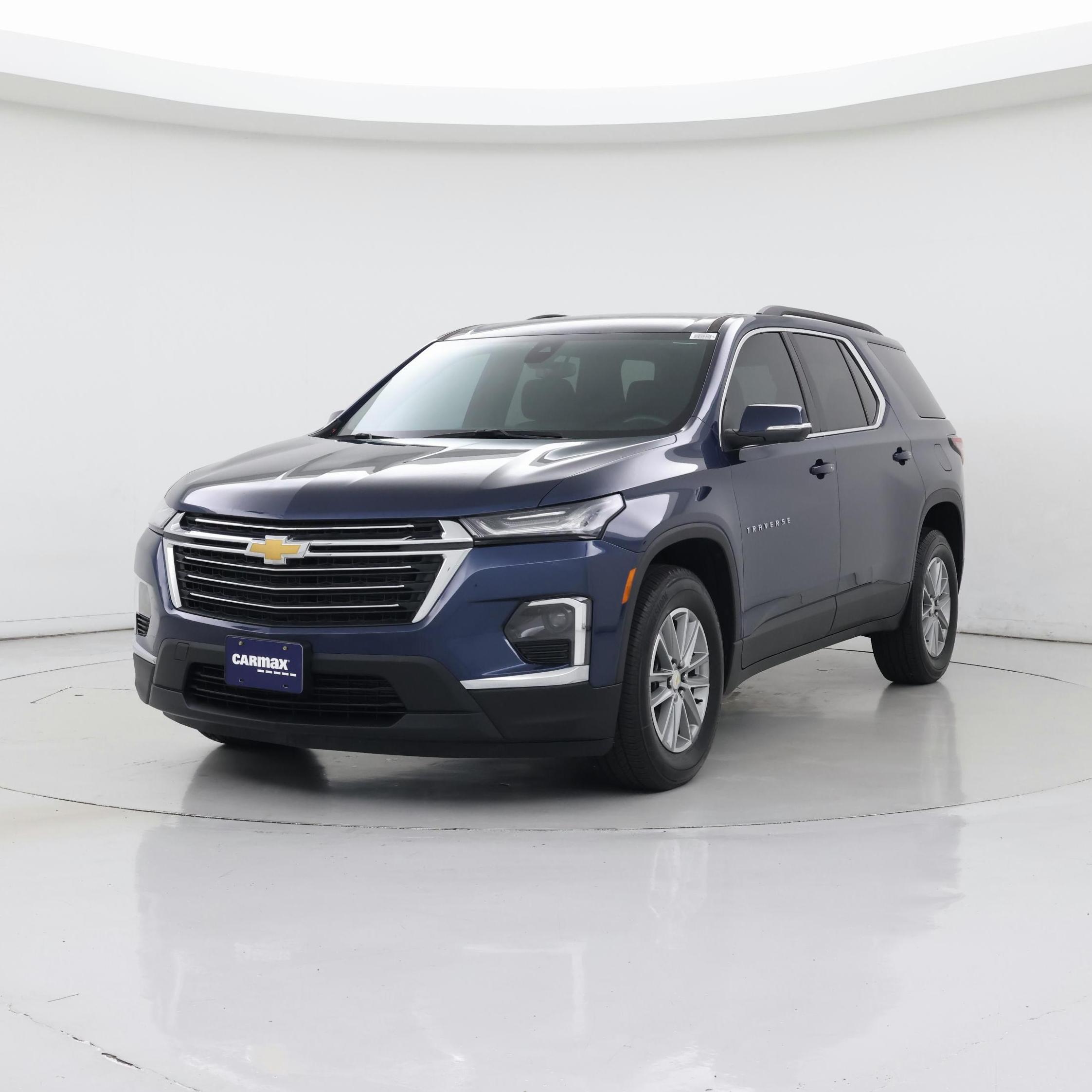 Thumbnail: 2023 Chevrolet Traverse - 4