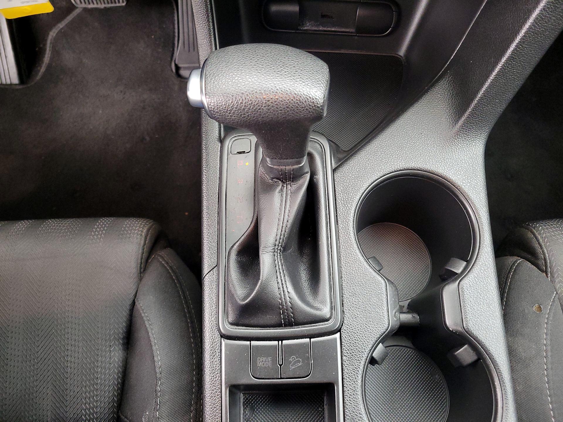 Thumbnail: 2020 Kia Sportage - 17