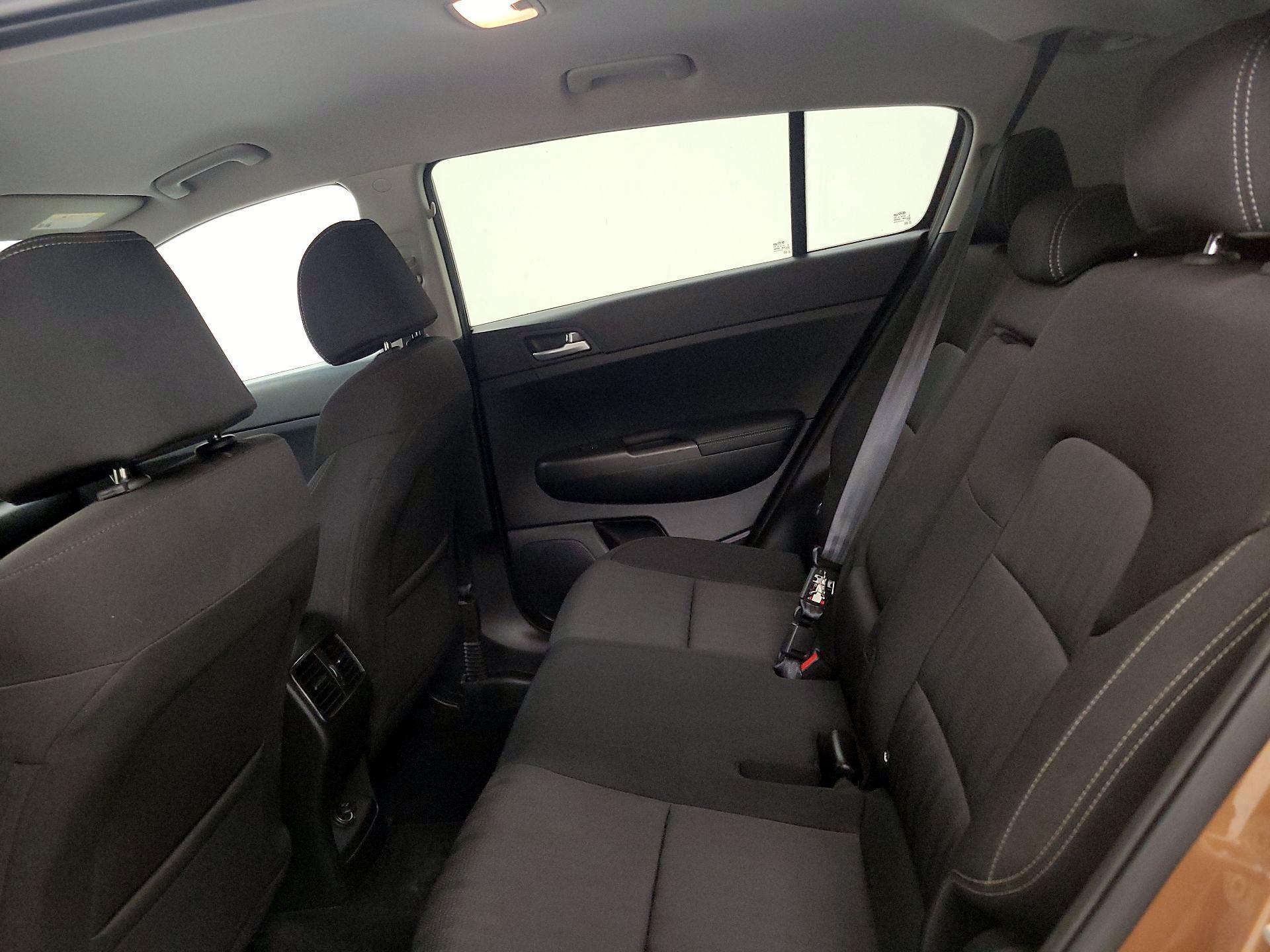 Thumbnail: 2020 Kia Sportage - 19