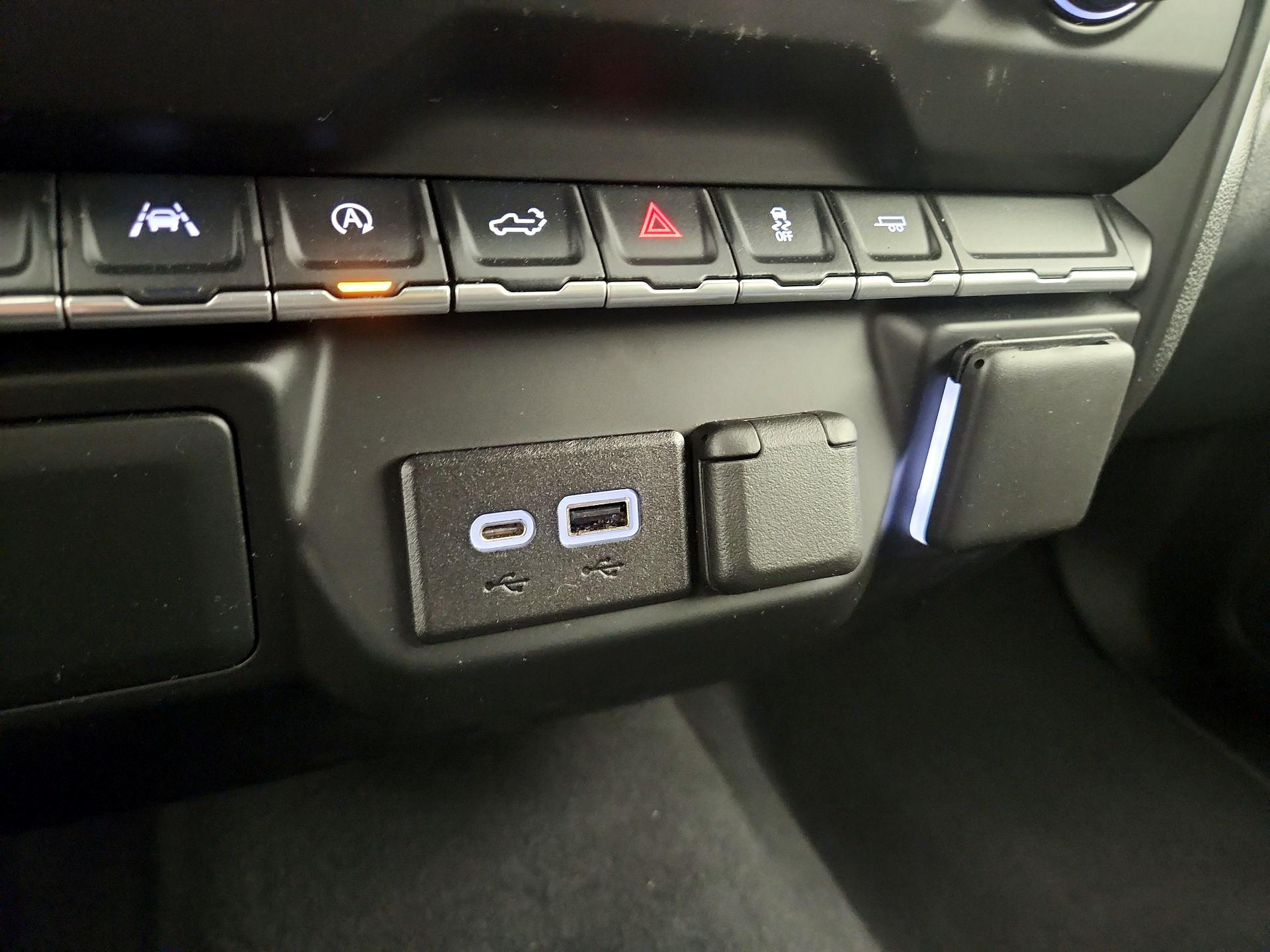 Thumbnail: 2023 Chevrolet Silverado 1500 - 18