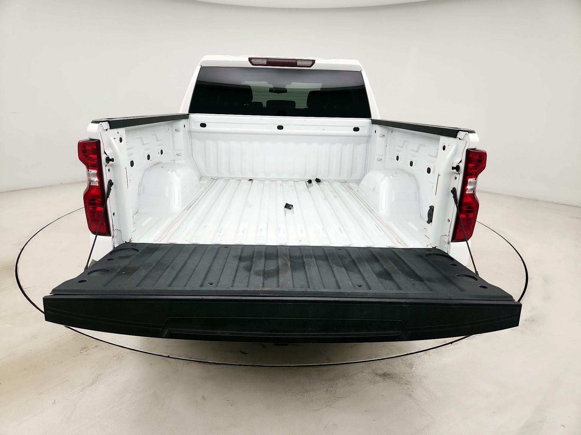 Thumbnail: 2023 Chevrolet Silverado 1500 - 20