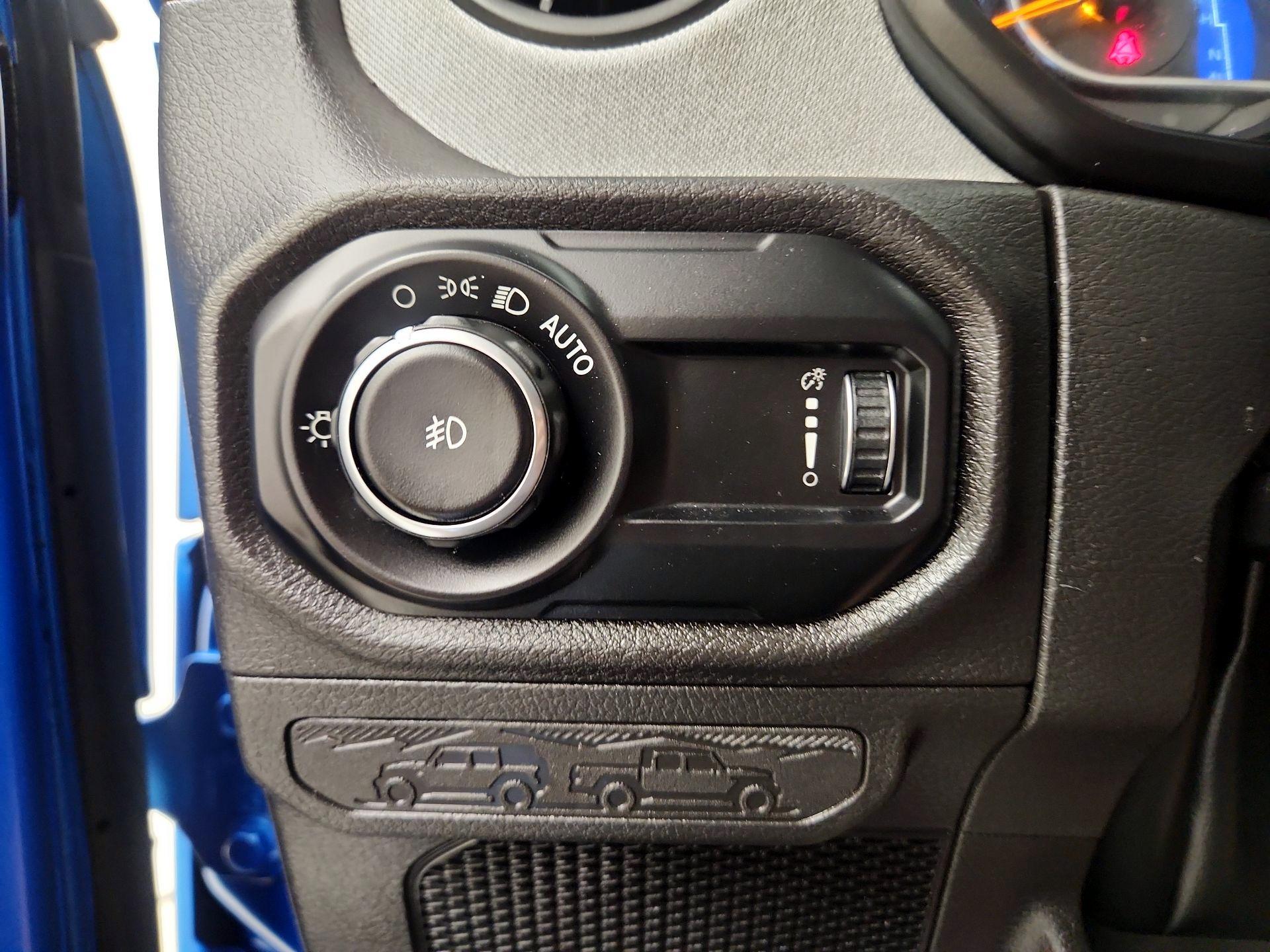 Thumbnail: 2024 Jeep Wrangler - 13