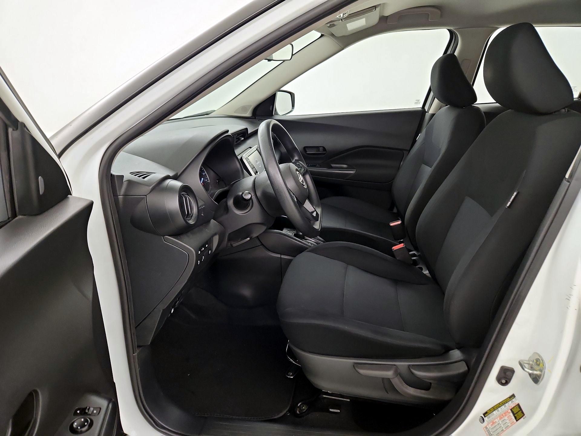 Thumbnail: 2023 Nissan Kicks - 11