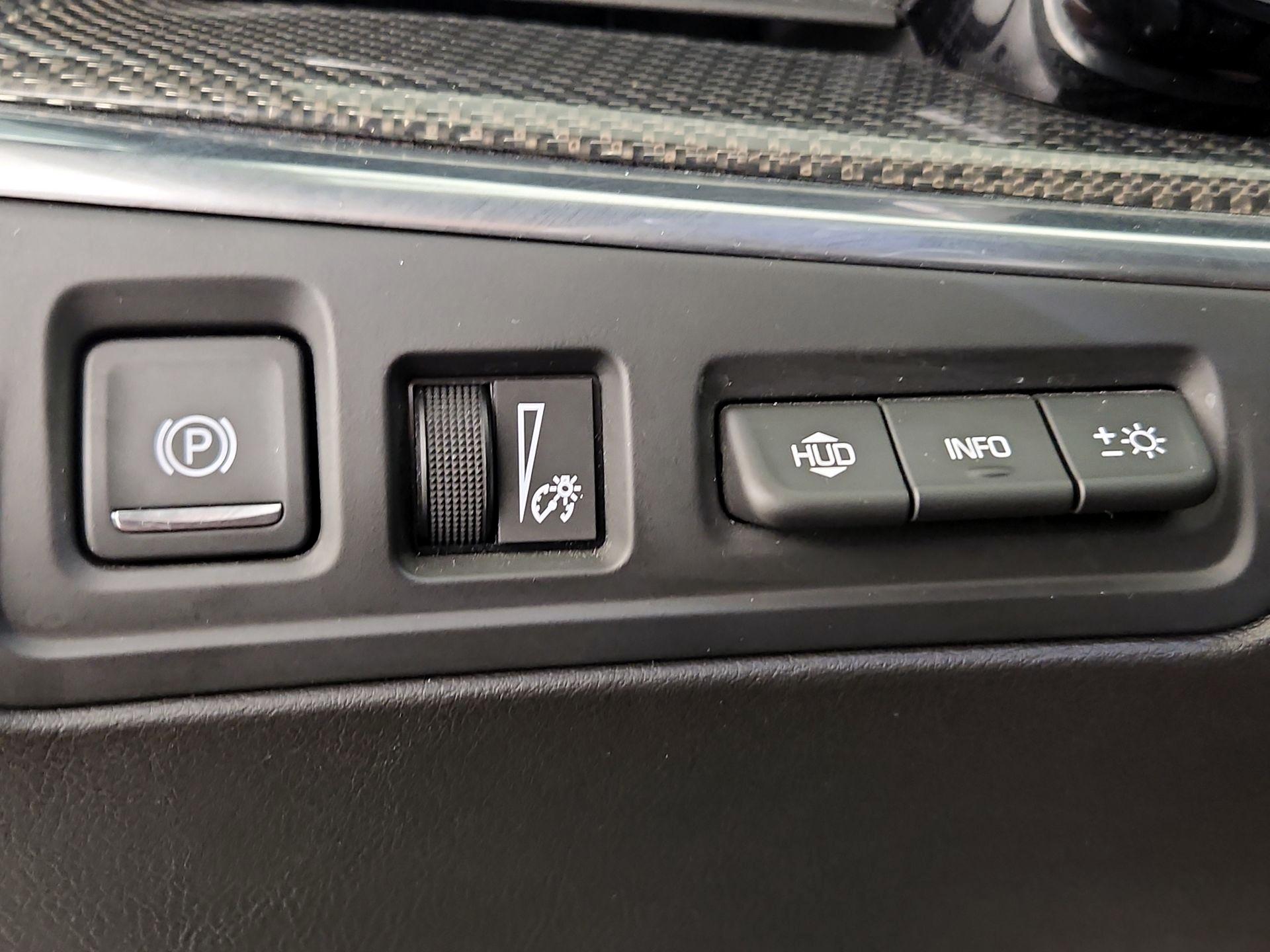 Thumbnail: 2021 Cadillac XT5 - 13