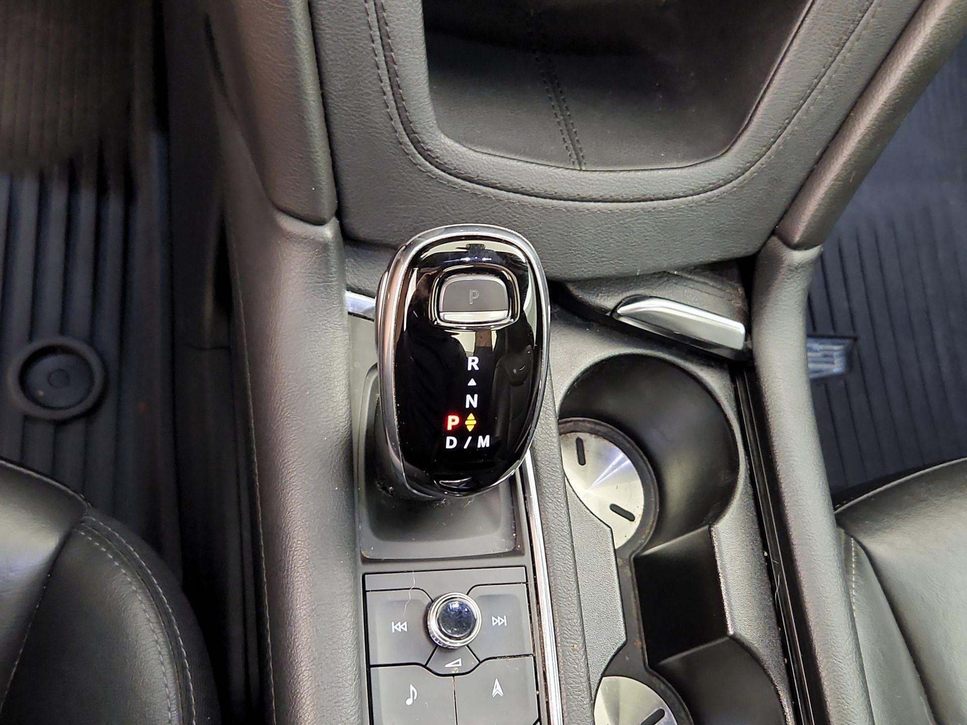 Thumbnail: 2021 Cadillac XT5 - 18