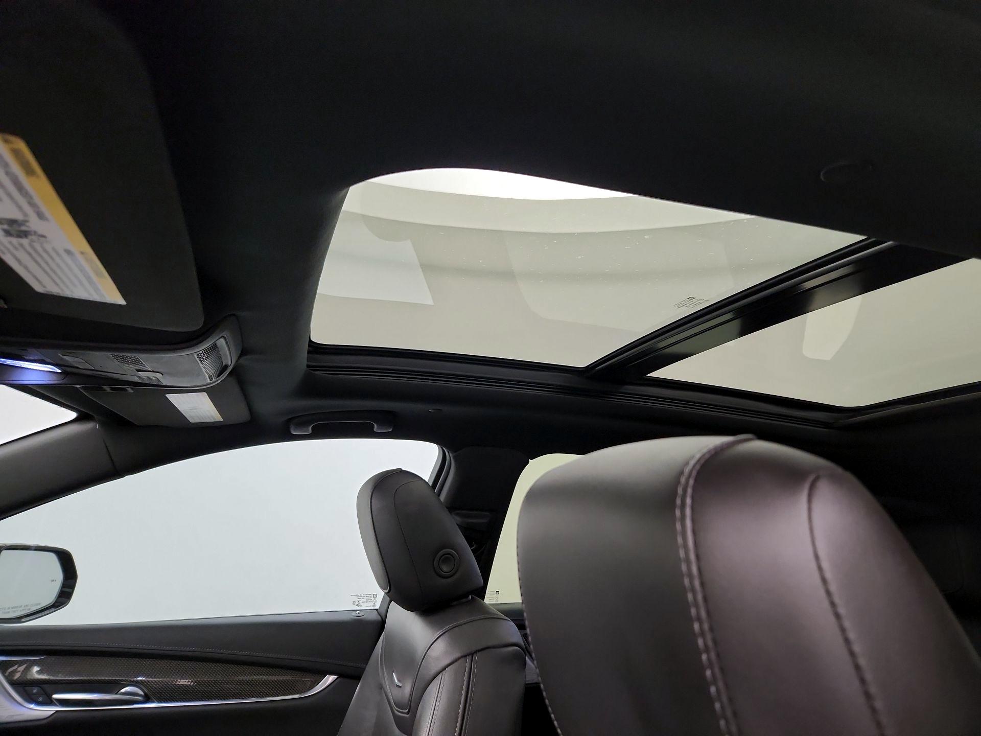 Thumbnail: 2021 Cadillac XT5 - 20