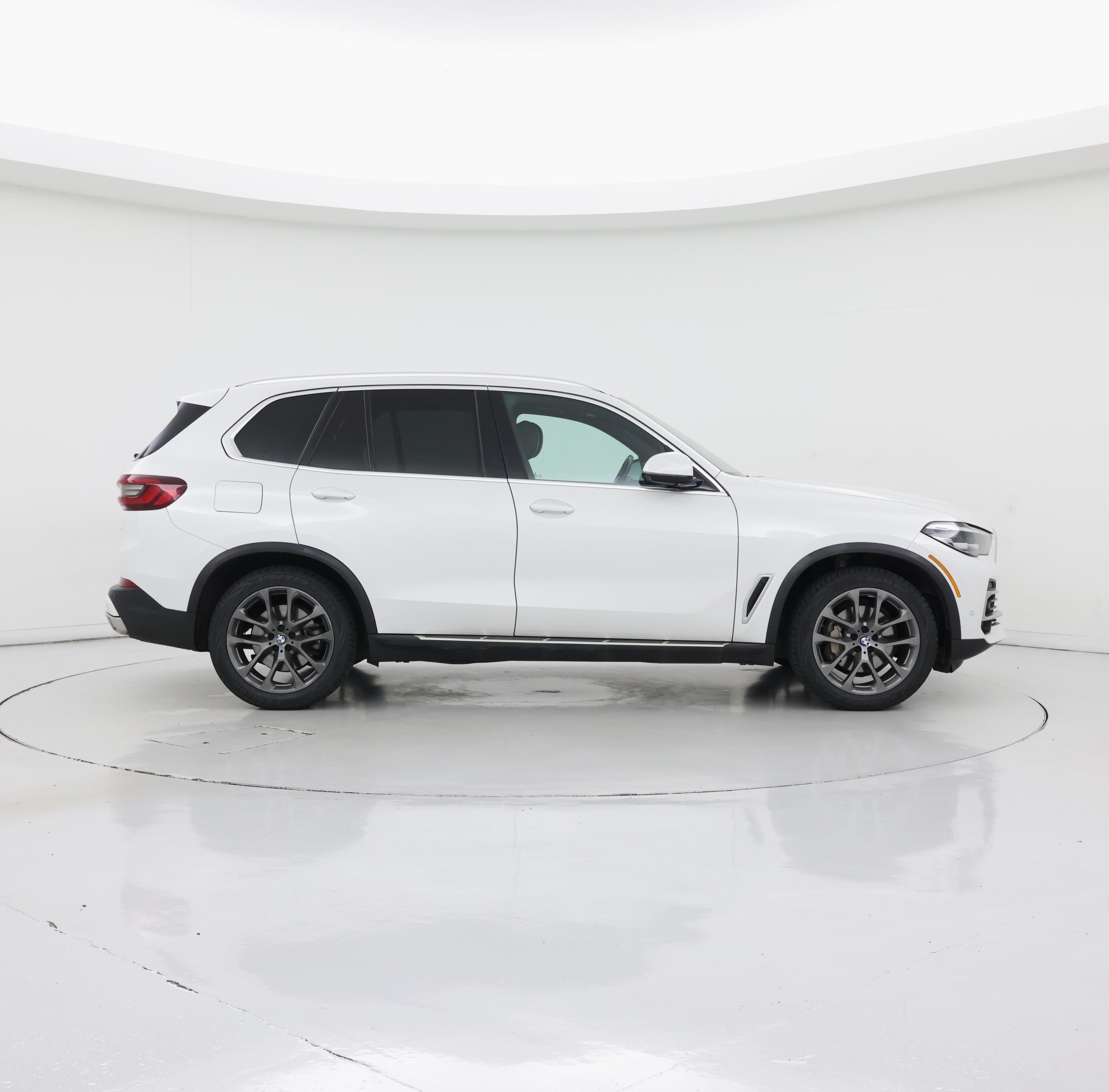 Thumbnail: 2023 BMW X5 - 7