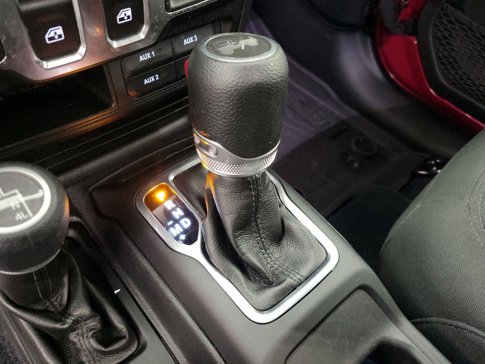 Thumbnail: 2022 Jeep Wrangler - 17