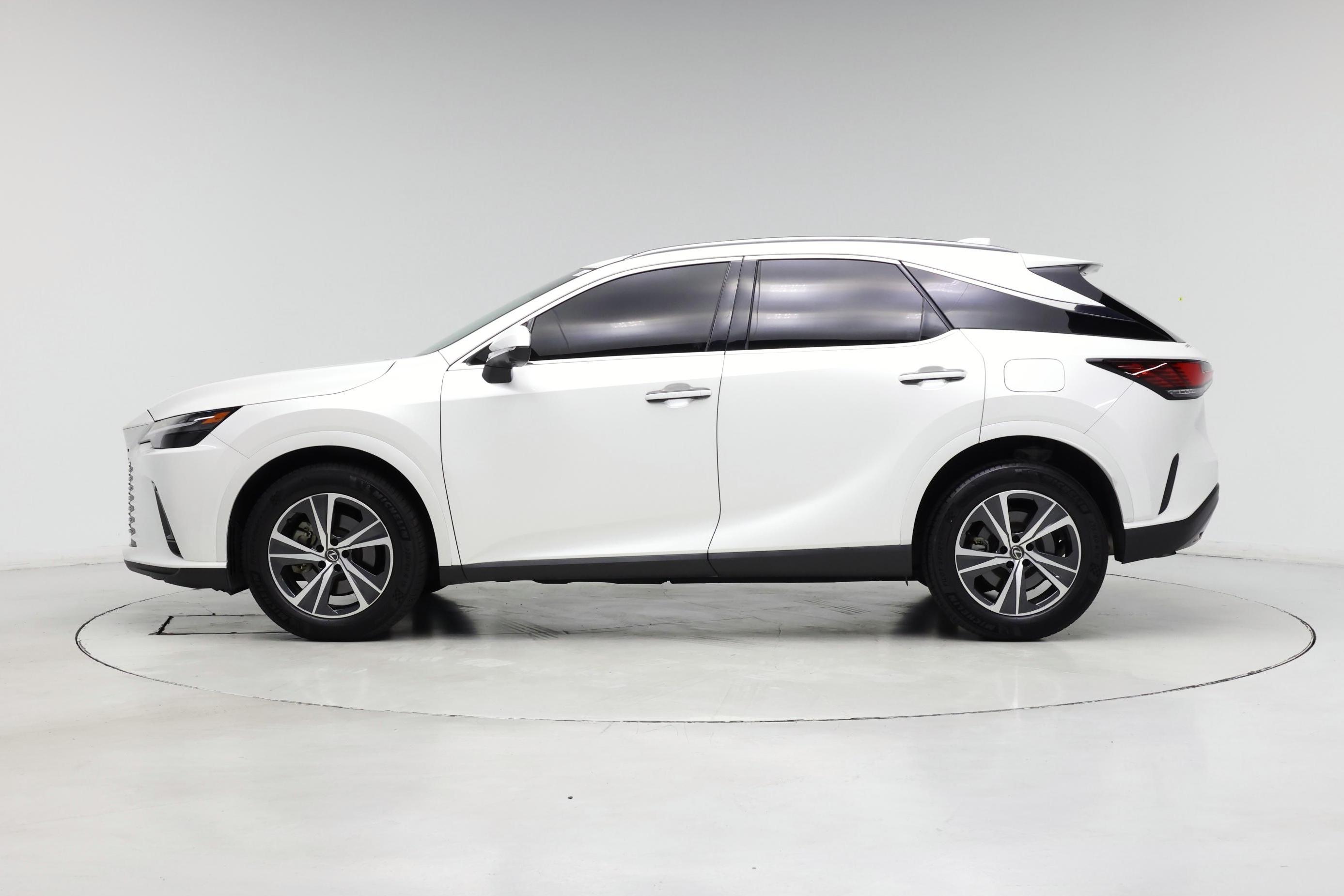 Thumbnail: 2023 Lexus RX - 3