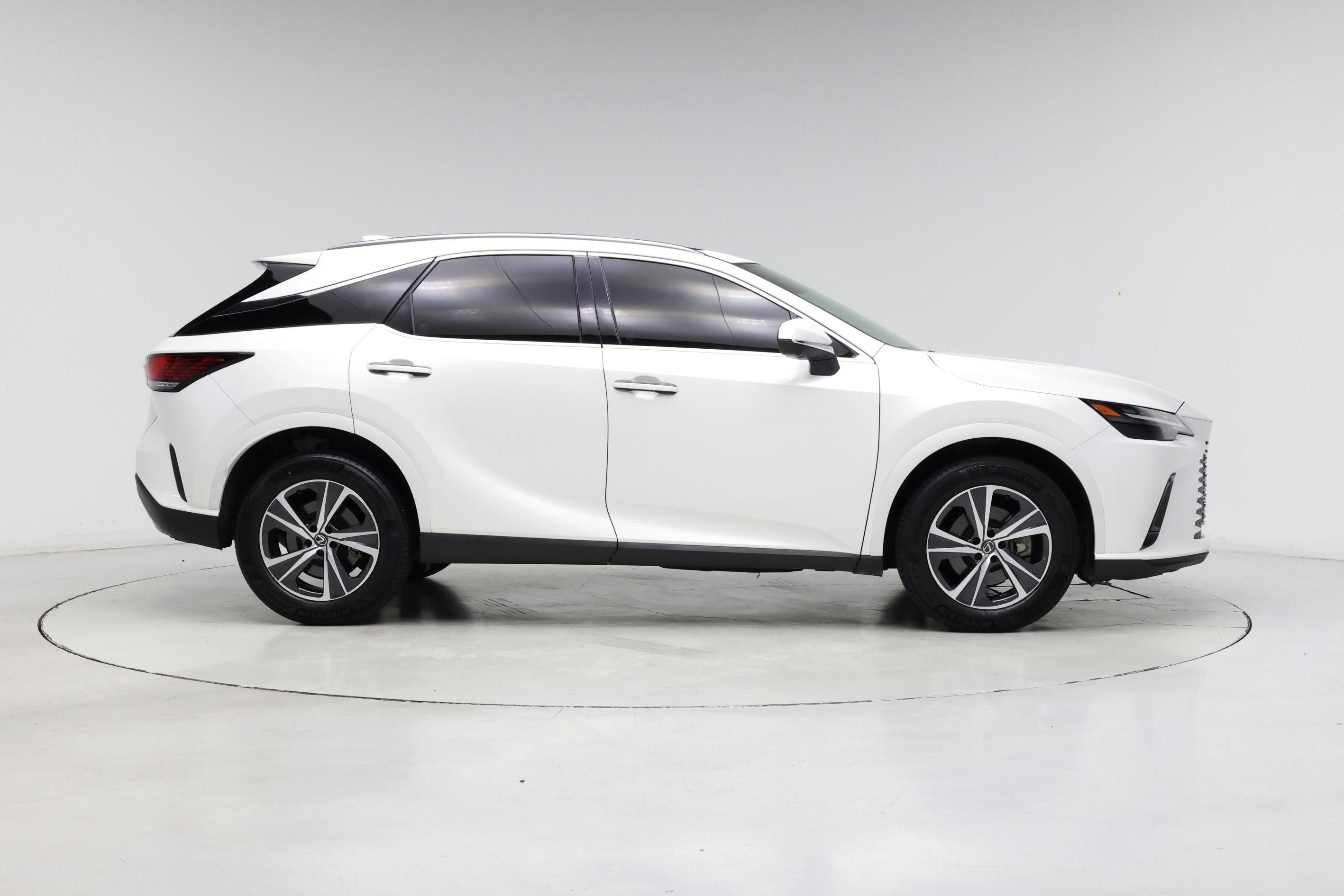 Thumbnail: 2023 Lexus RX - 7