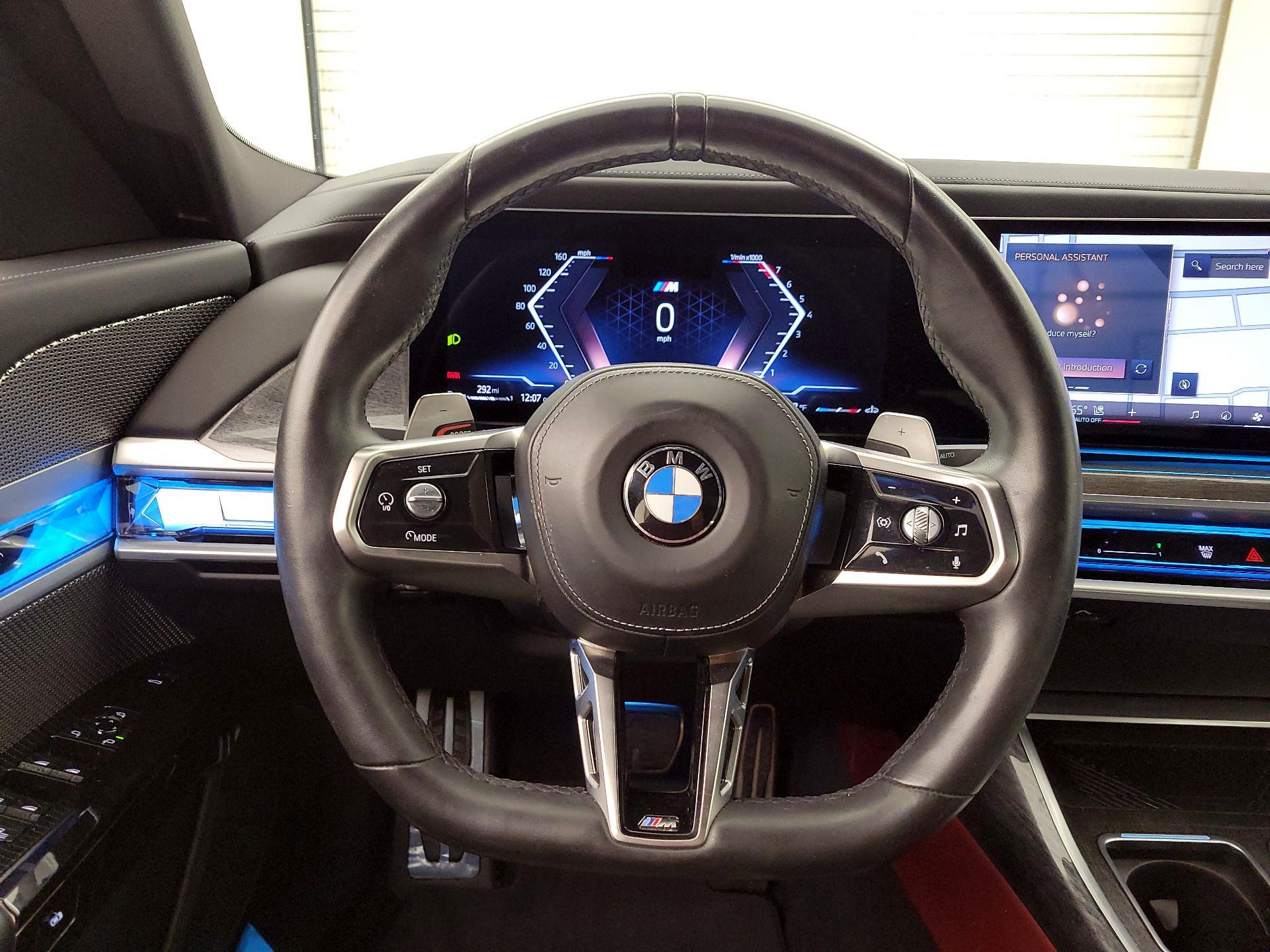 Thumbnail: 2023 BMW 7 Series - 10