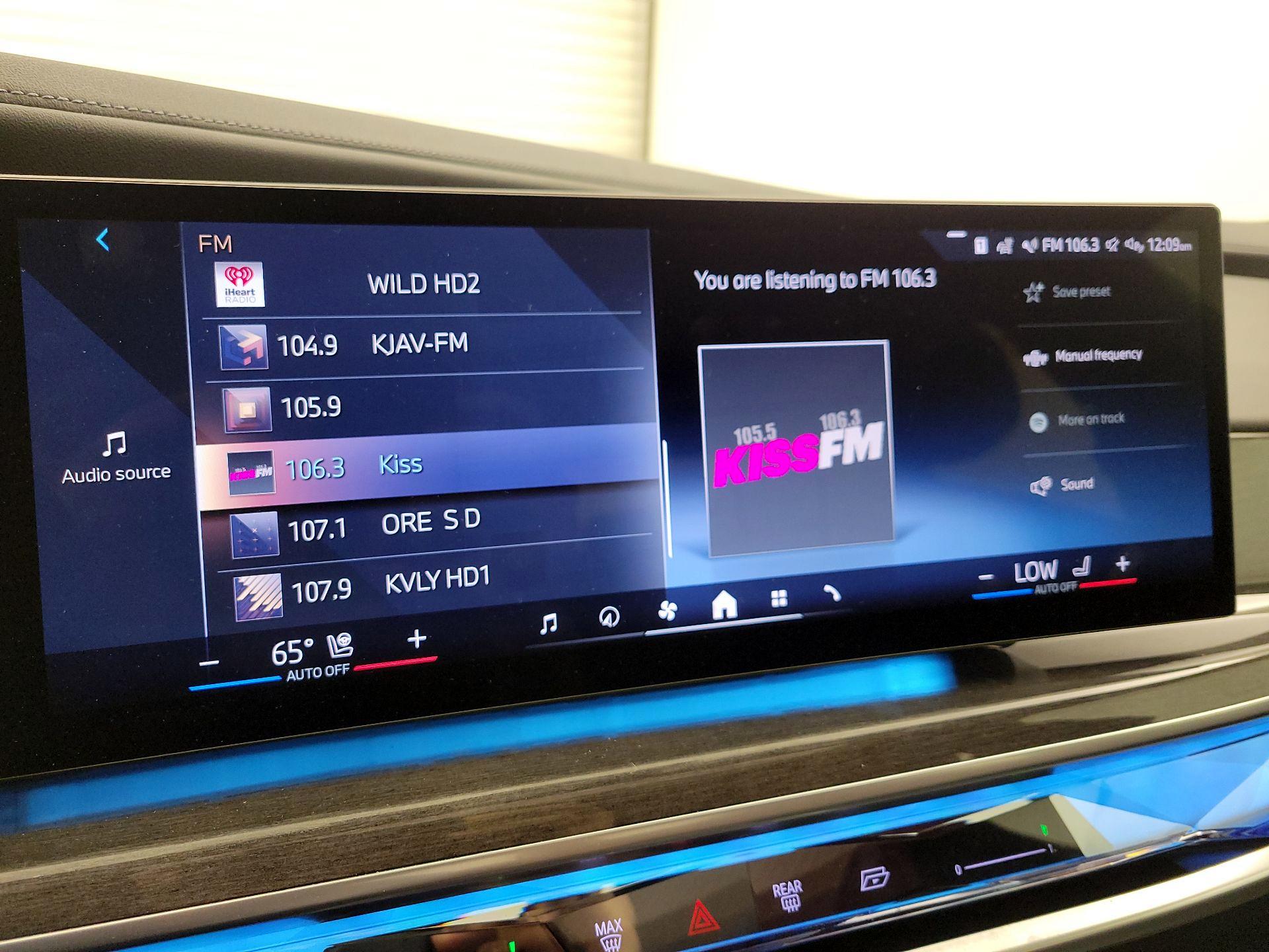 Thumbnail: 2023 BMW 7 Series - 16