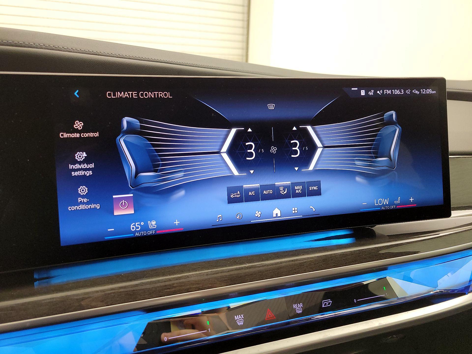 Thumbnail: 2023 BMW 7 Series - 17