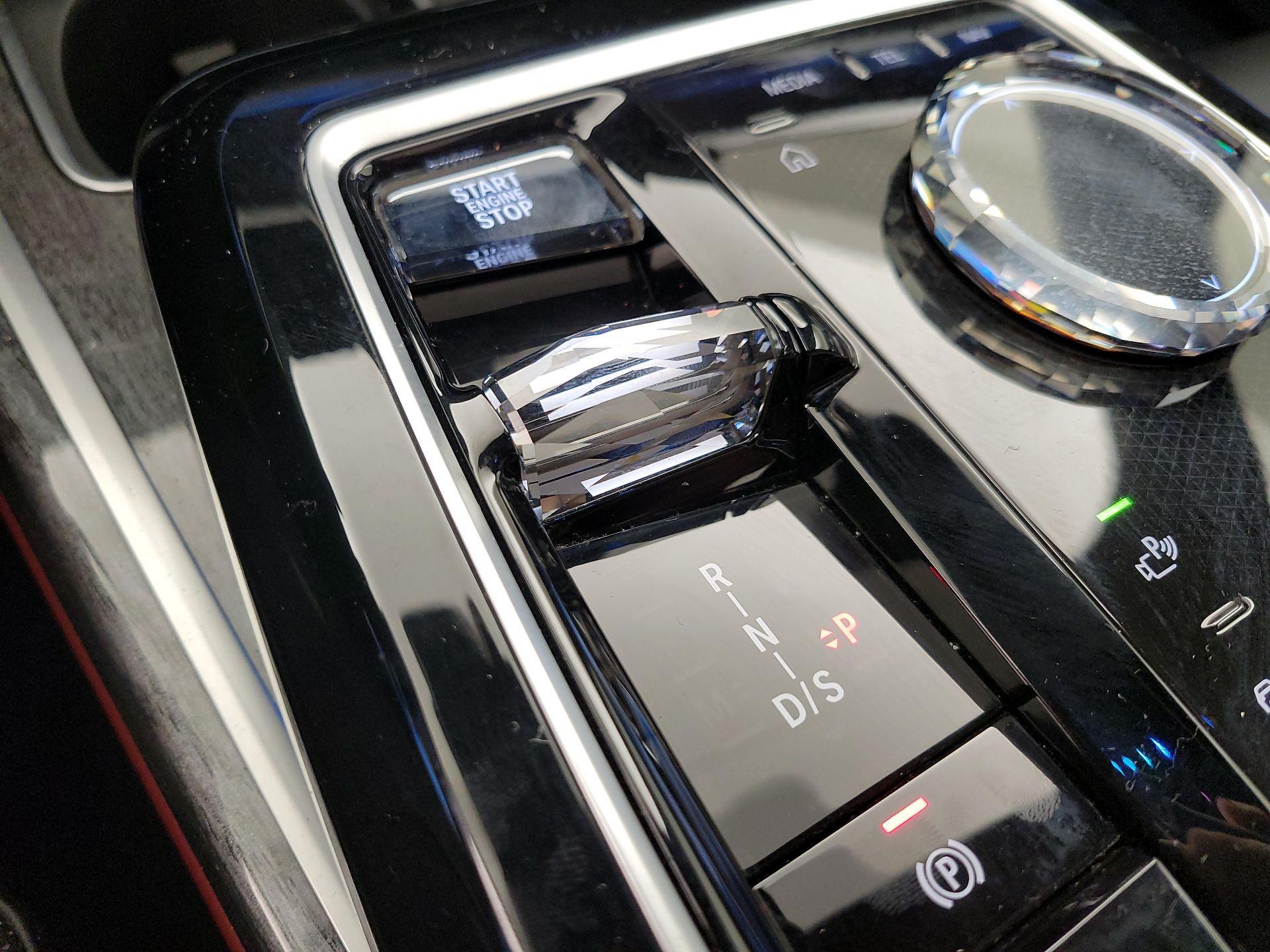 Thumbnail: 2023 BMW 7 Series - 18