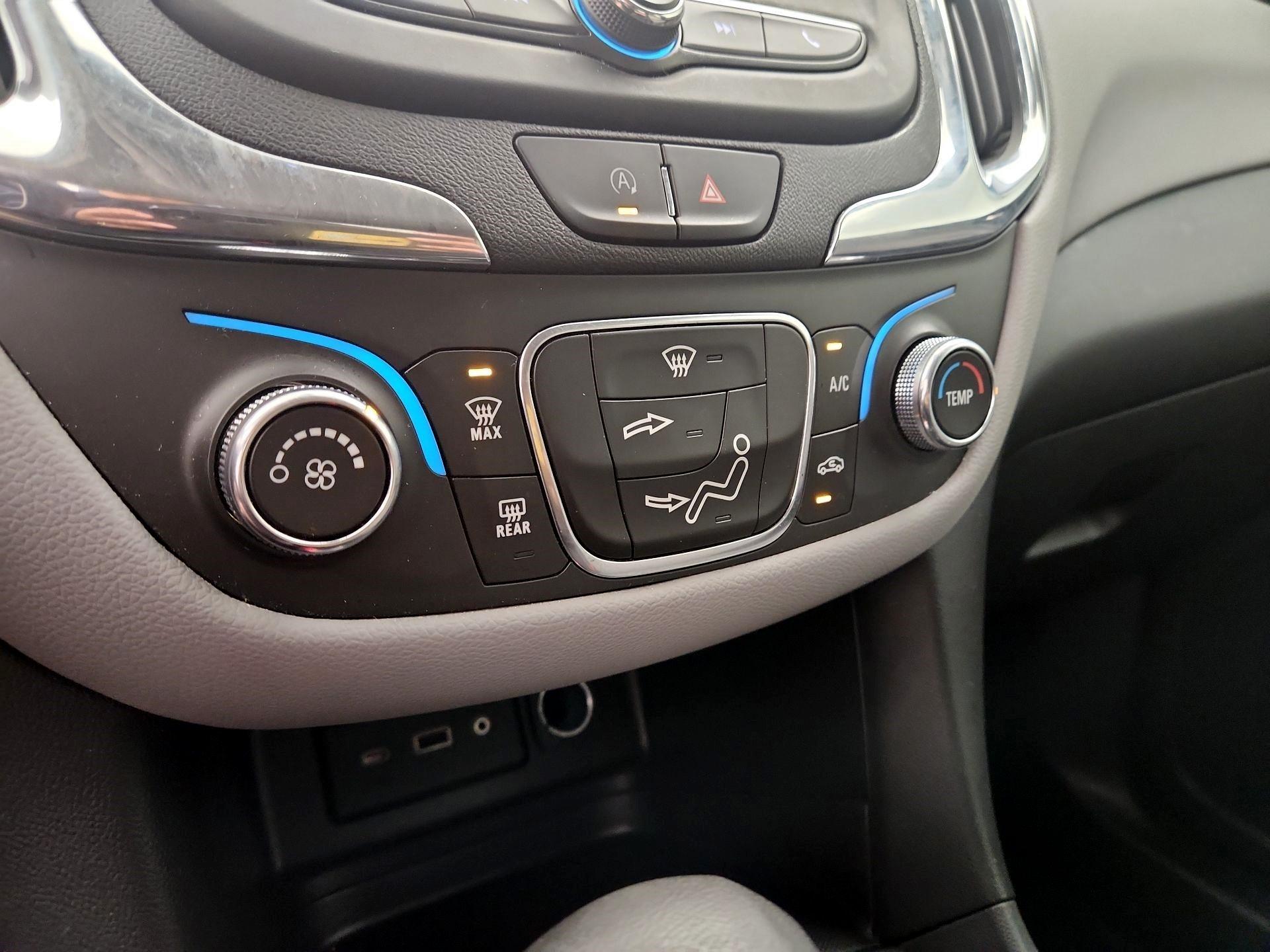 Thumbnail: 2023 Chevrolet Equinox - 16