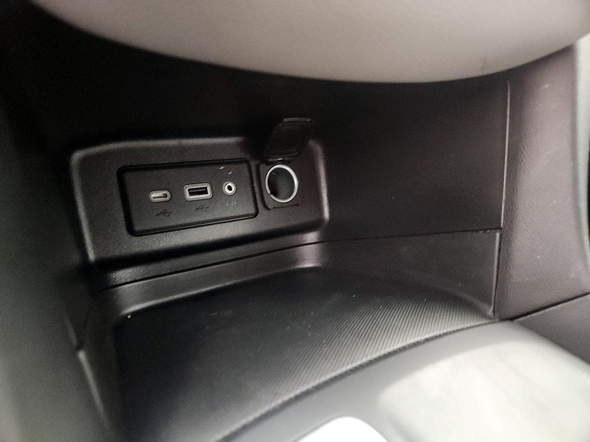 Thumbnail: 2023 Chevrolet Equinox - 18