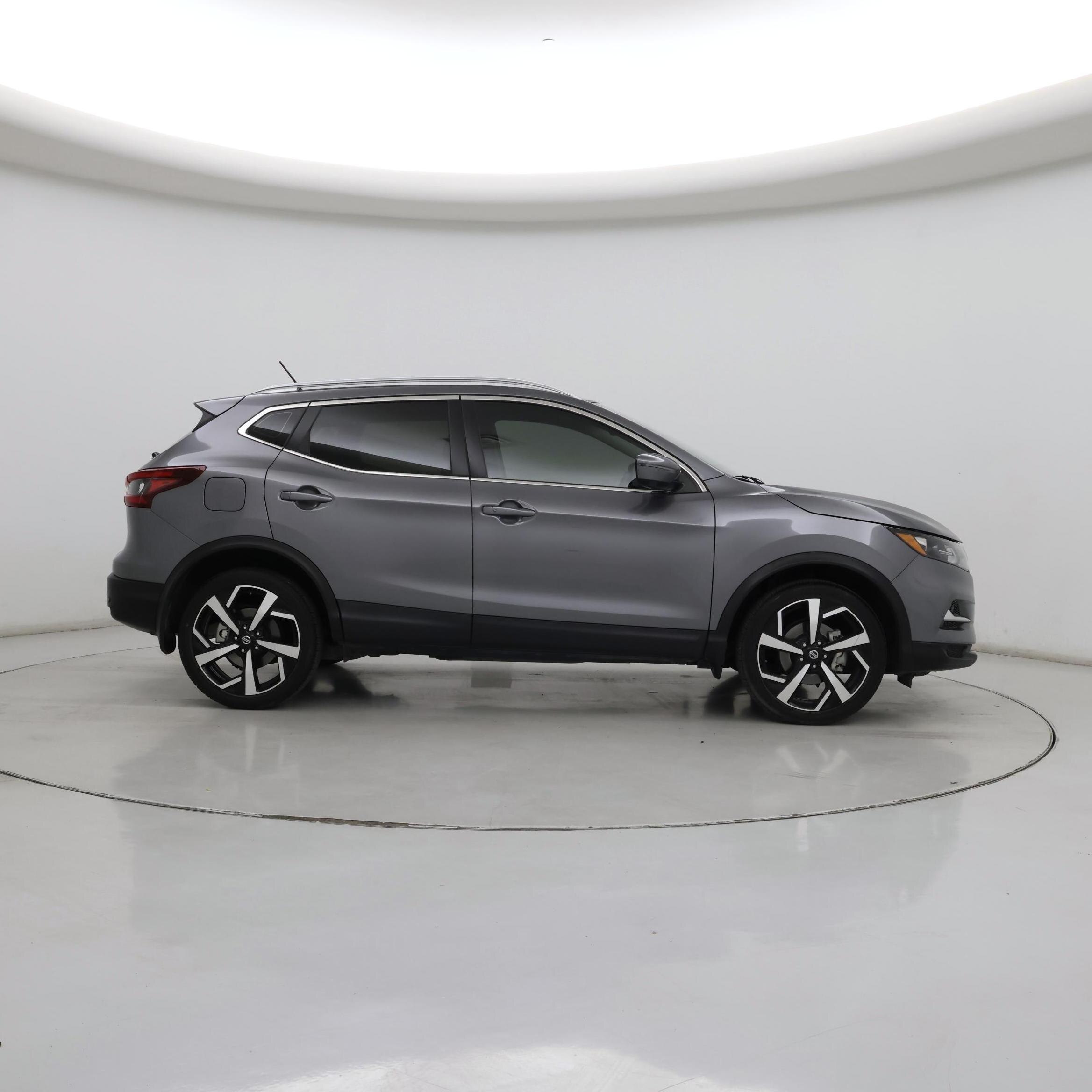 Thumbnail: 2022 Nissan Rogue Sport - 7