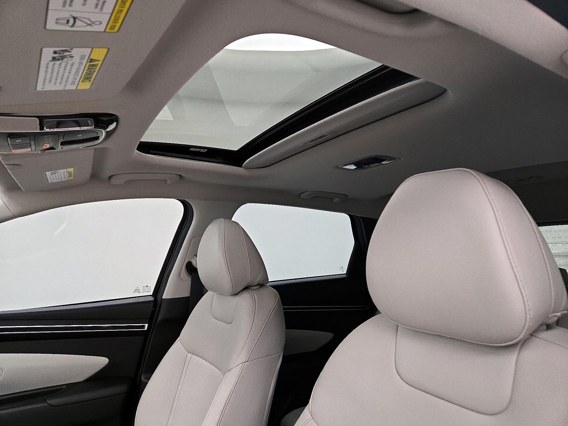 Thumbnail: 2024 Hyundai Tucson - 18