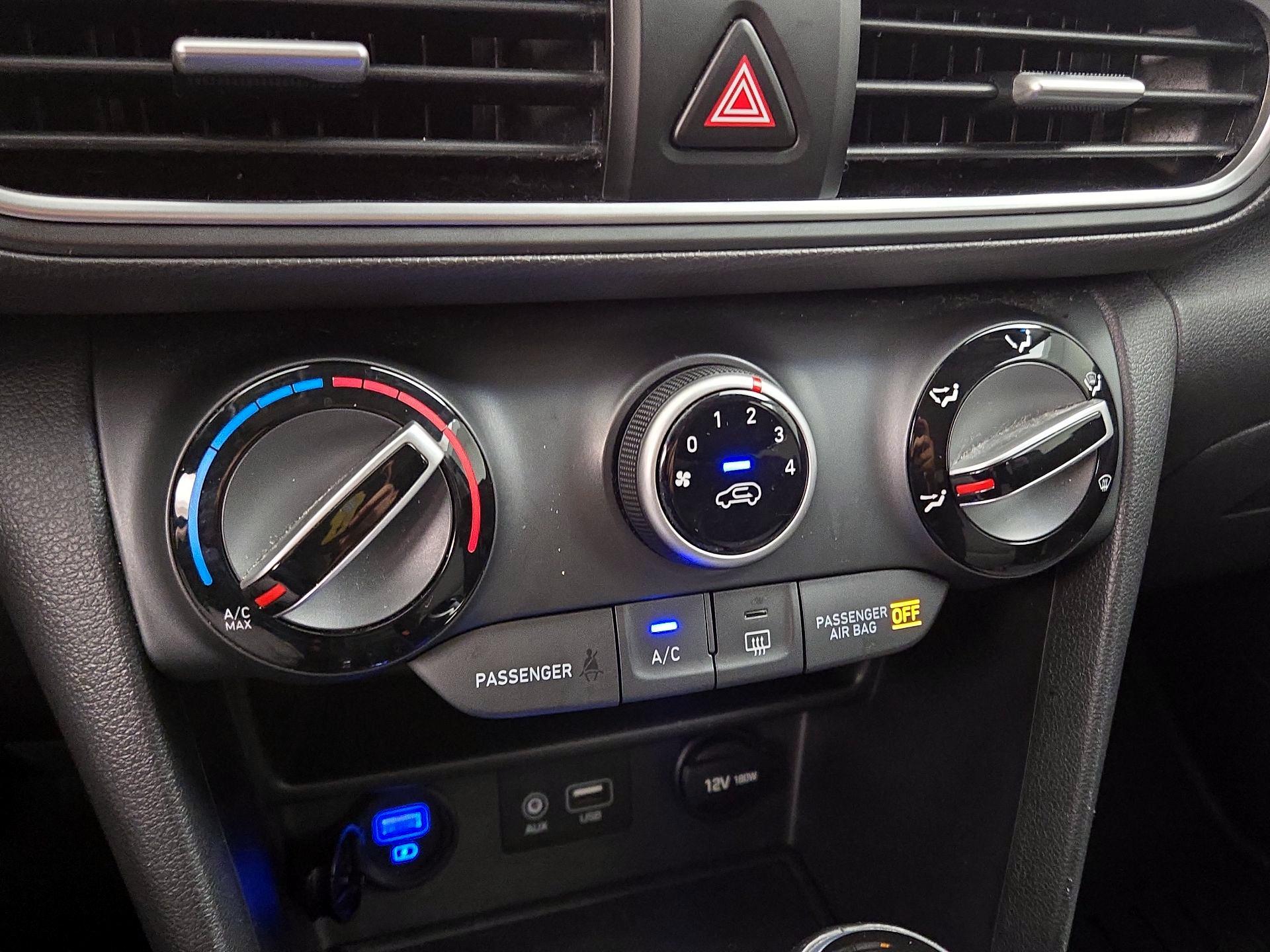 Thumbnail: 2021 Hyundai Kona - 16