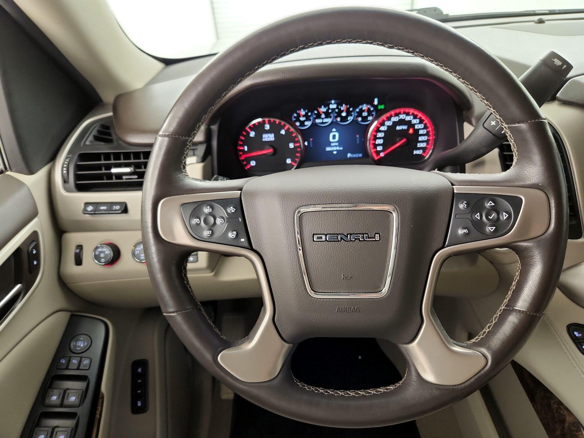 Thumbnail: 2016 GMC Yukon XL - 10