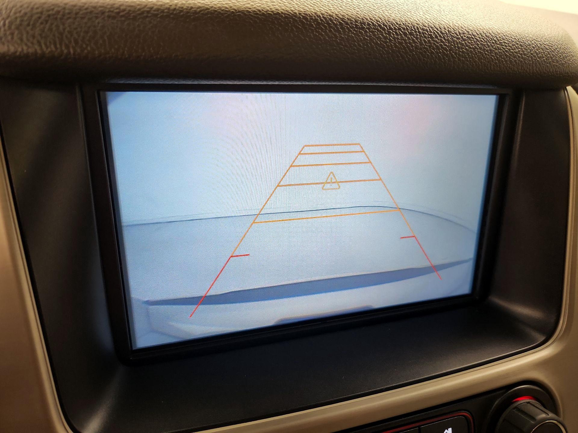 Thumbnail: 2016 GMC Yukon XL - 15