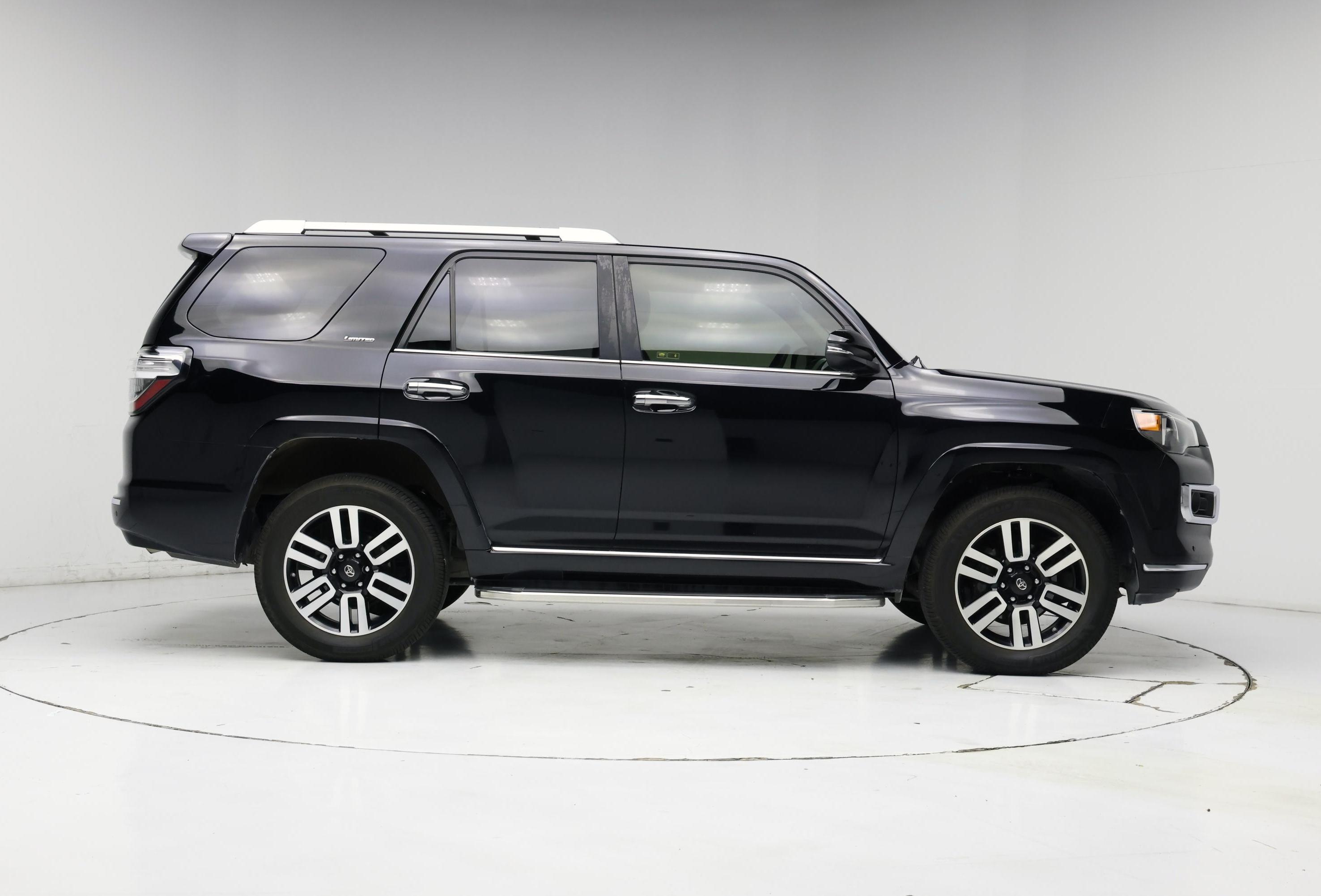 Thumbnail: 2015 Toyota 4Runner - 7