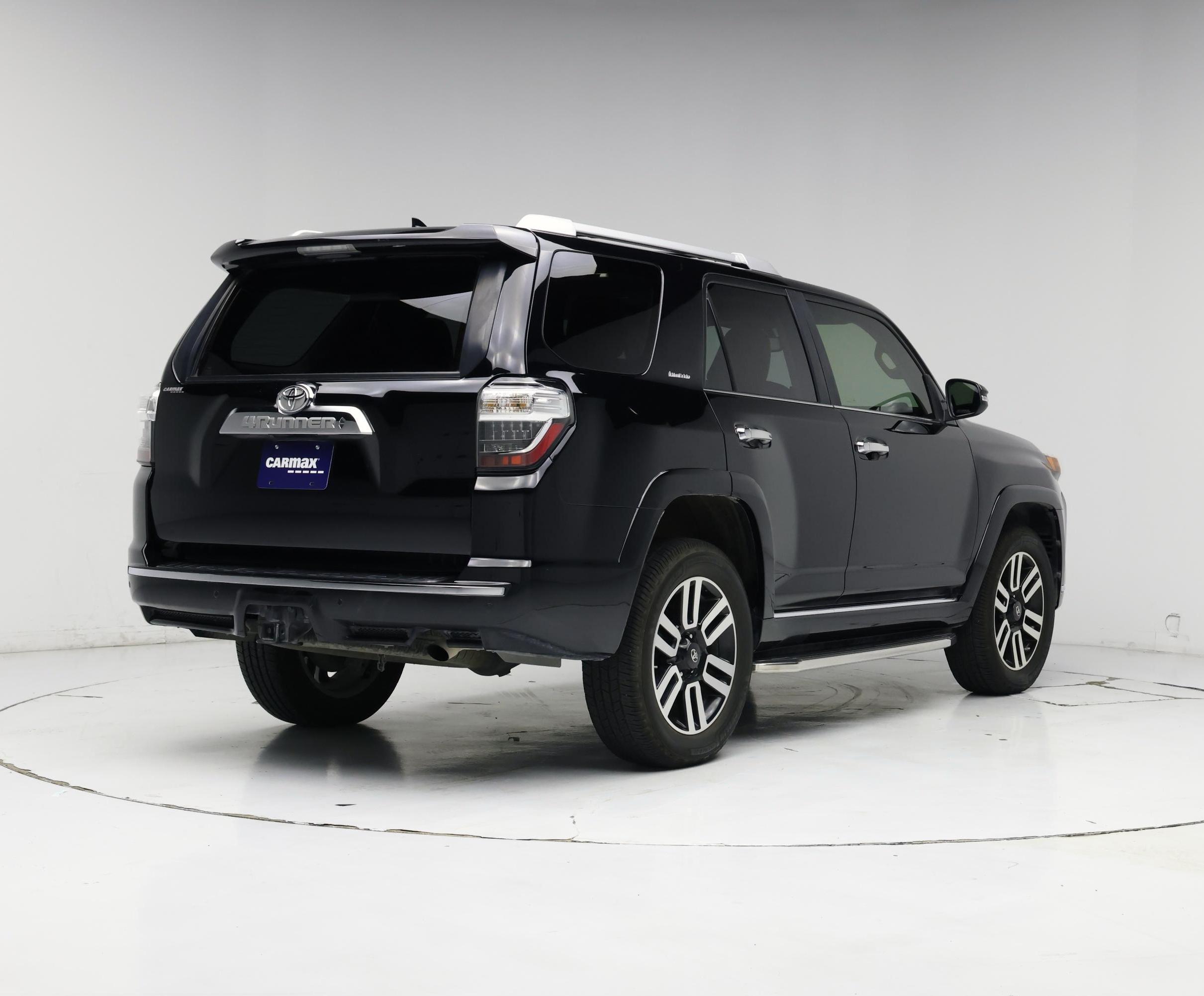 Thumbnail: 2015 Toyota 4Runner - 8