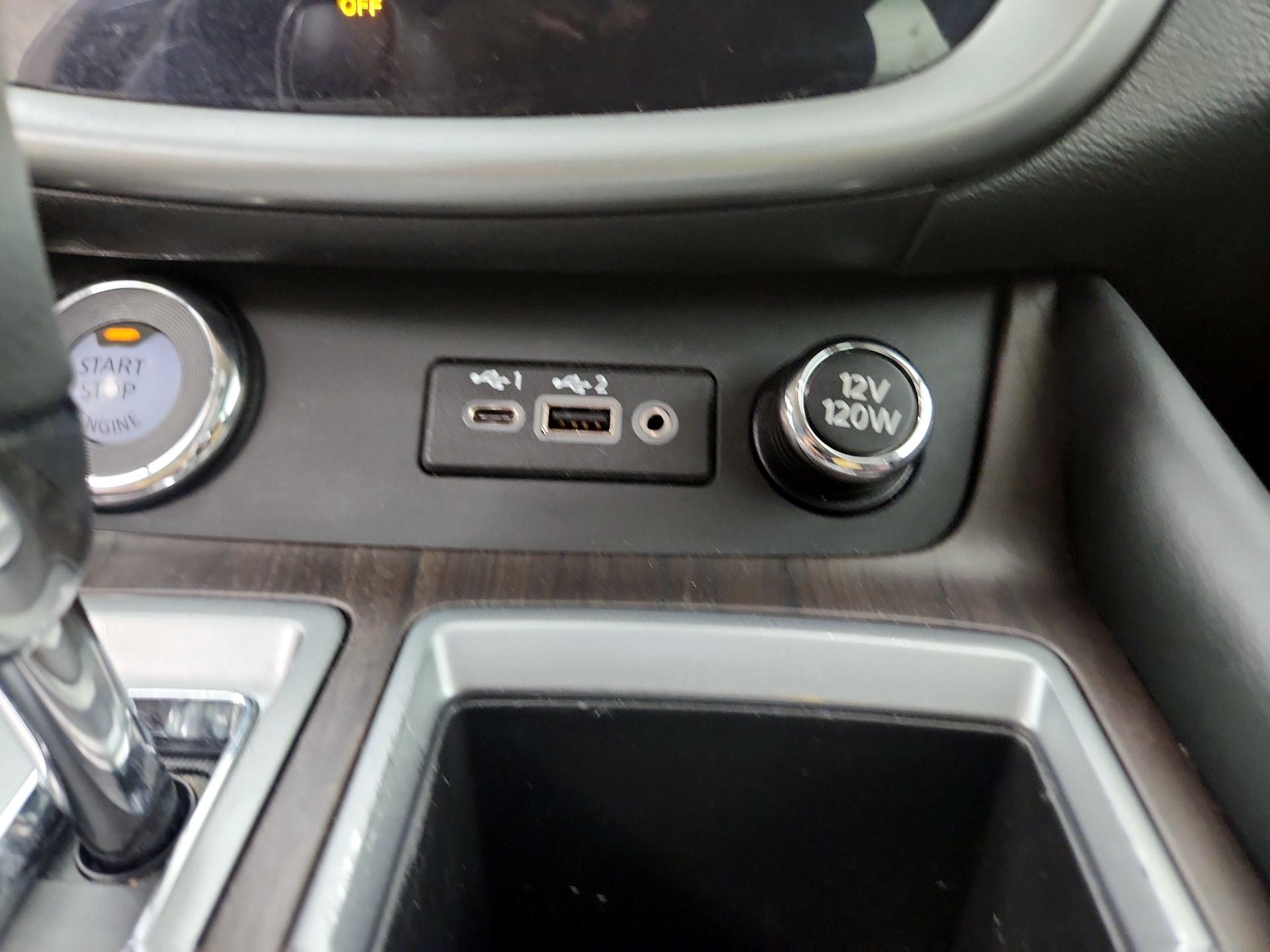 Thumbnail: 2019 Nissan Murano - 19