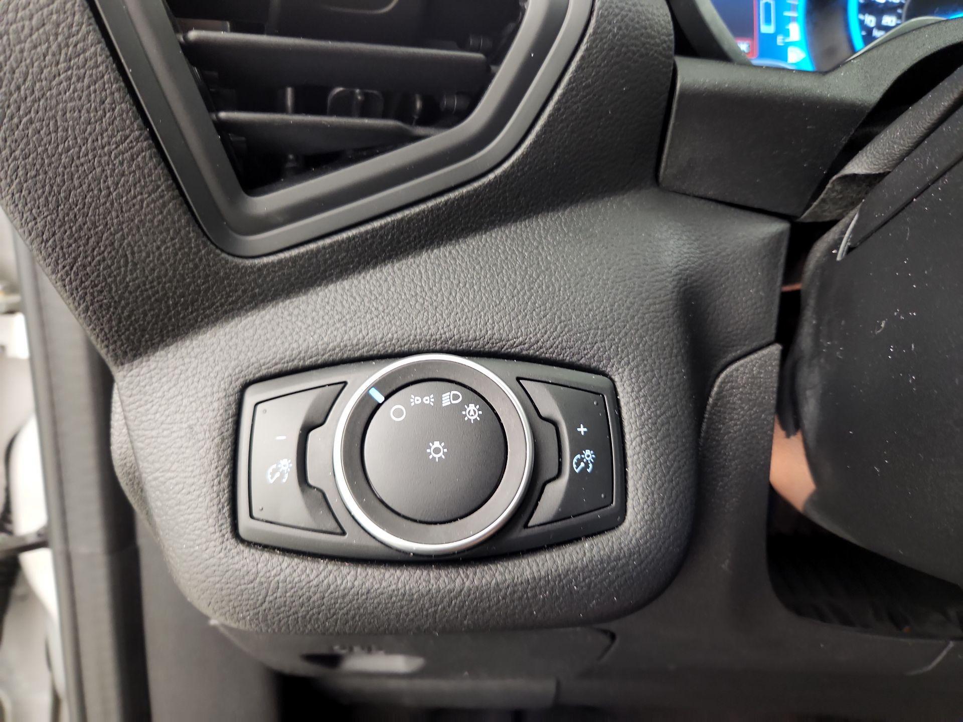 Thumbnail: 2017 Ford C-Max - 13