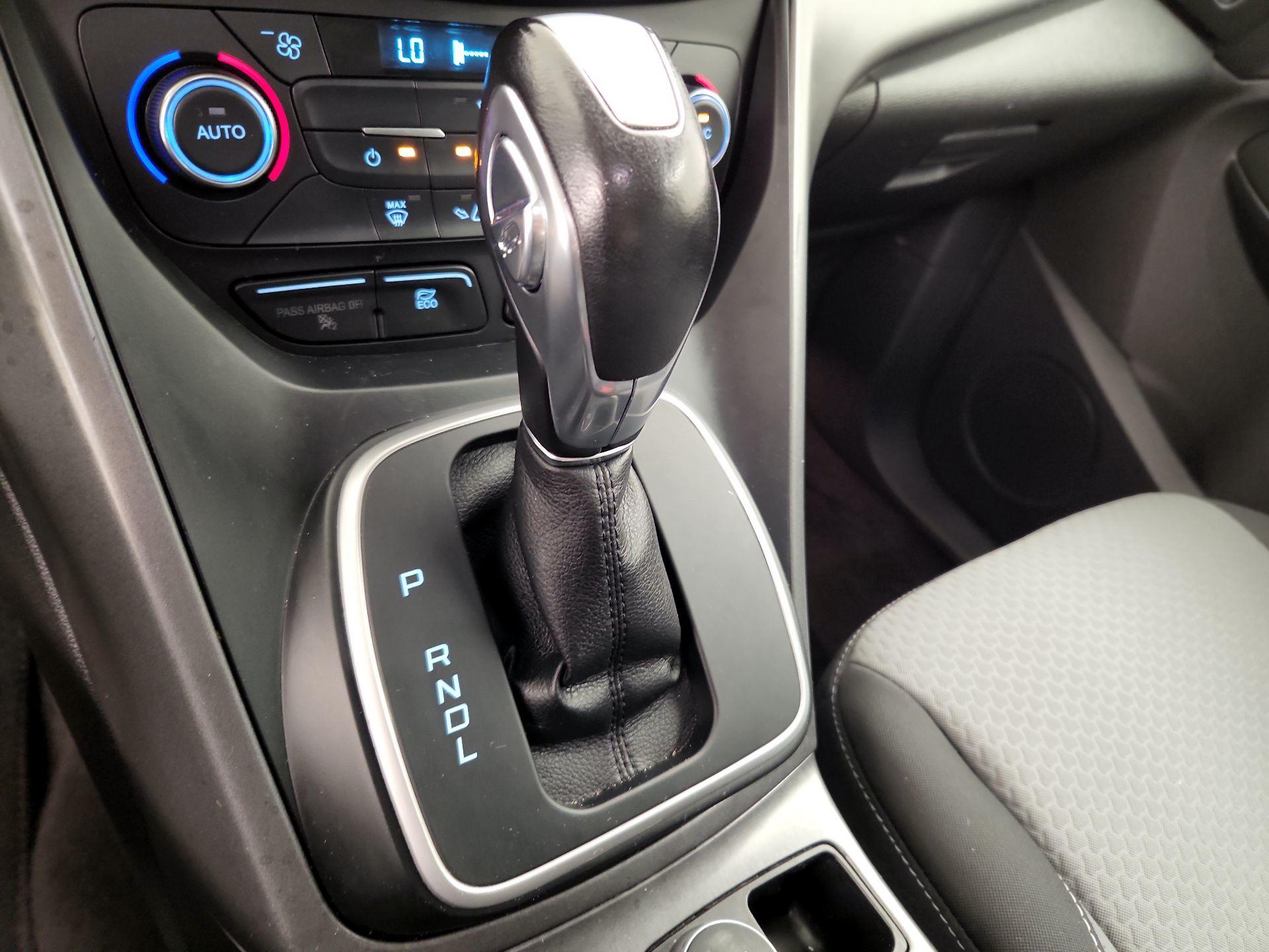 Thumbnail: 2017 Ford C-Max - 17