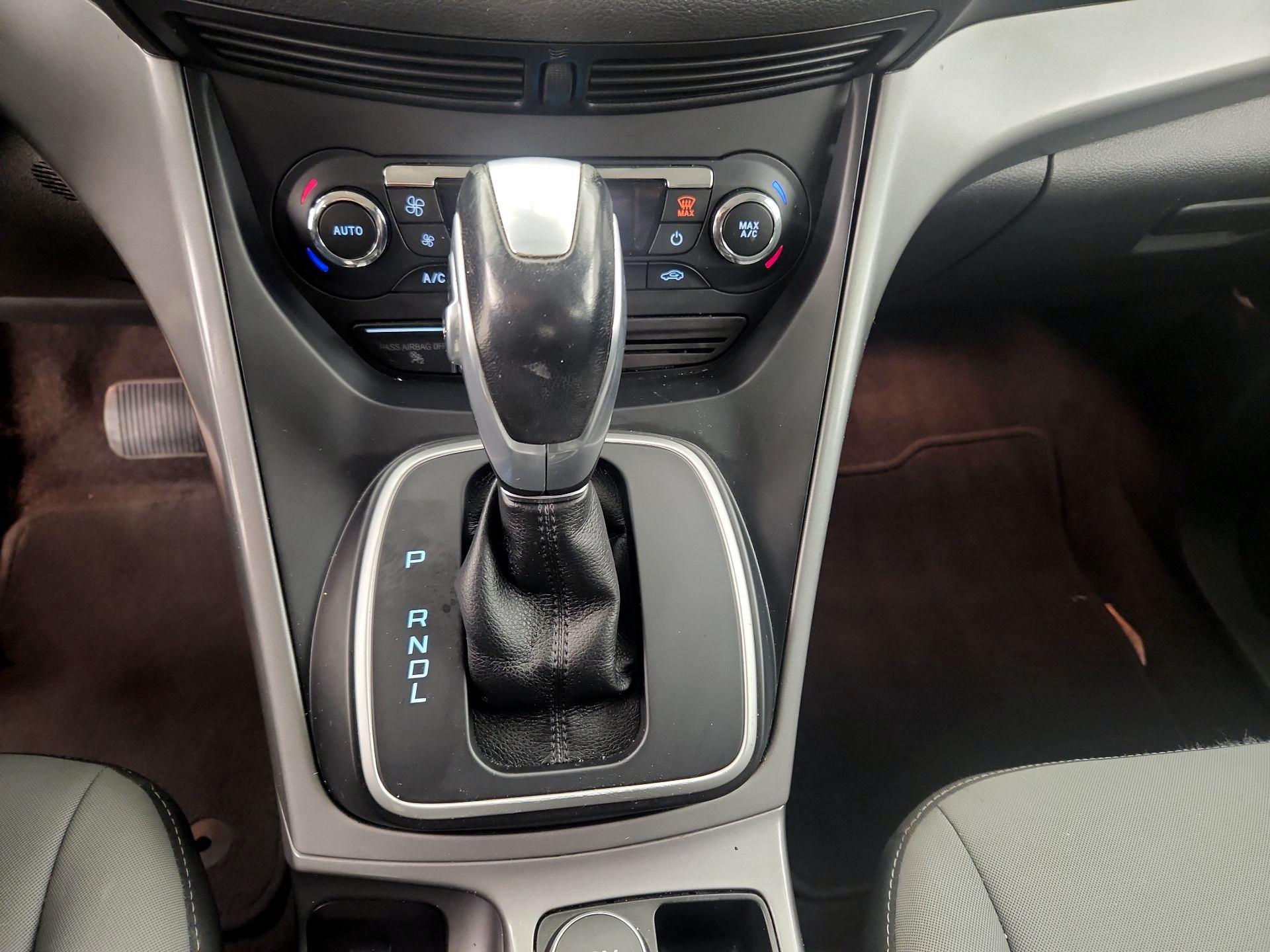 Thumbnail: 2016 Ford C-Max - 16