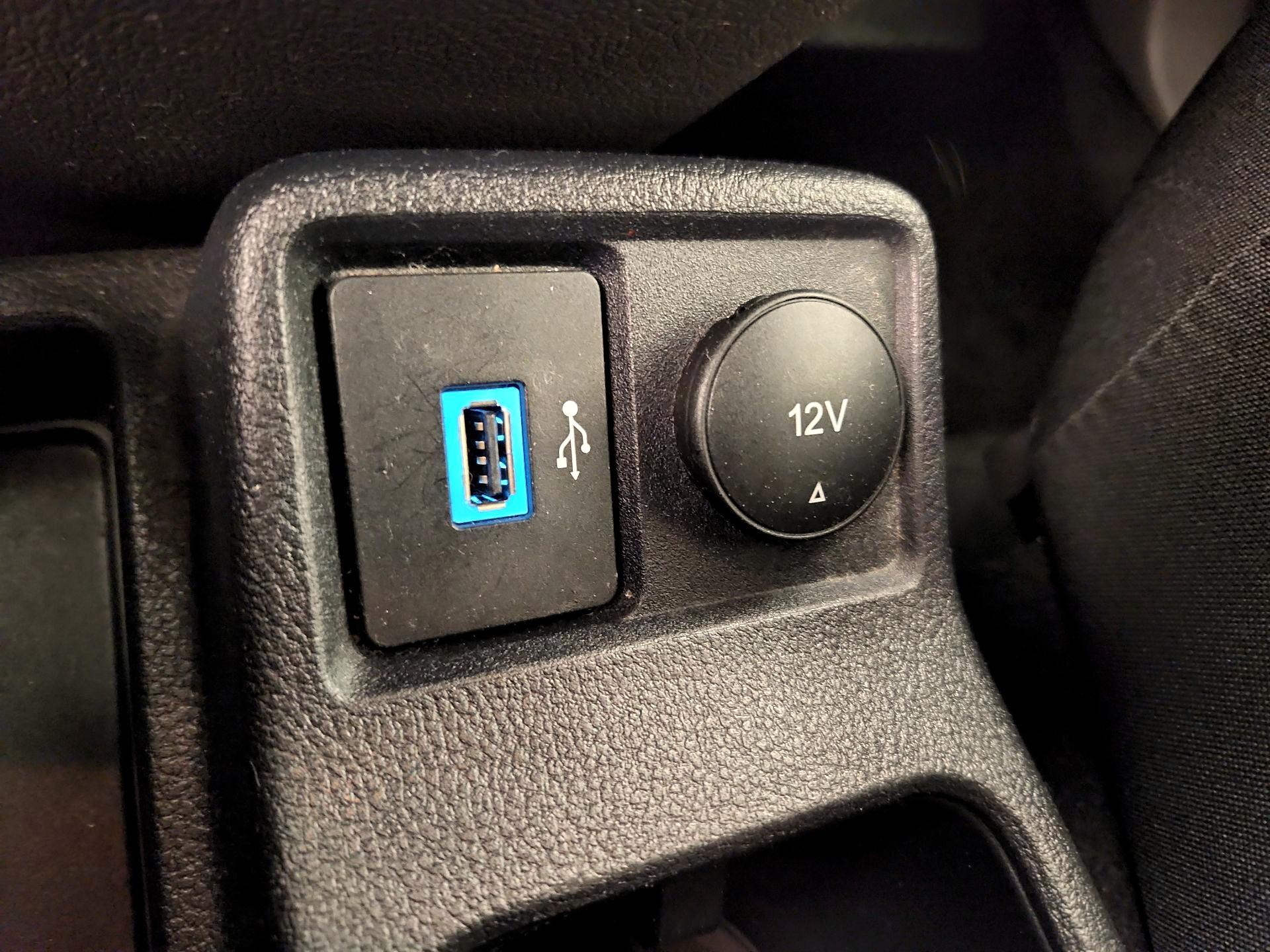 Thumbnail: 2021 Ford Transit Series - 18