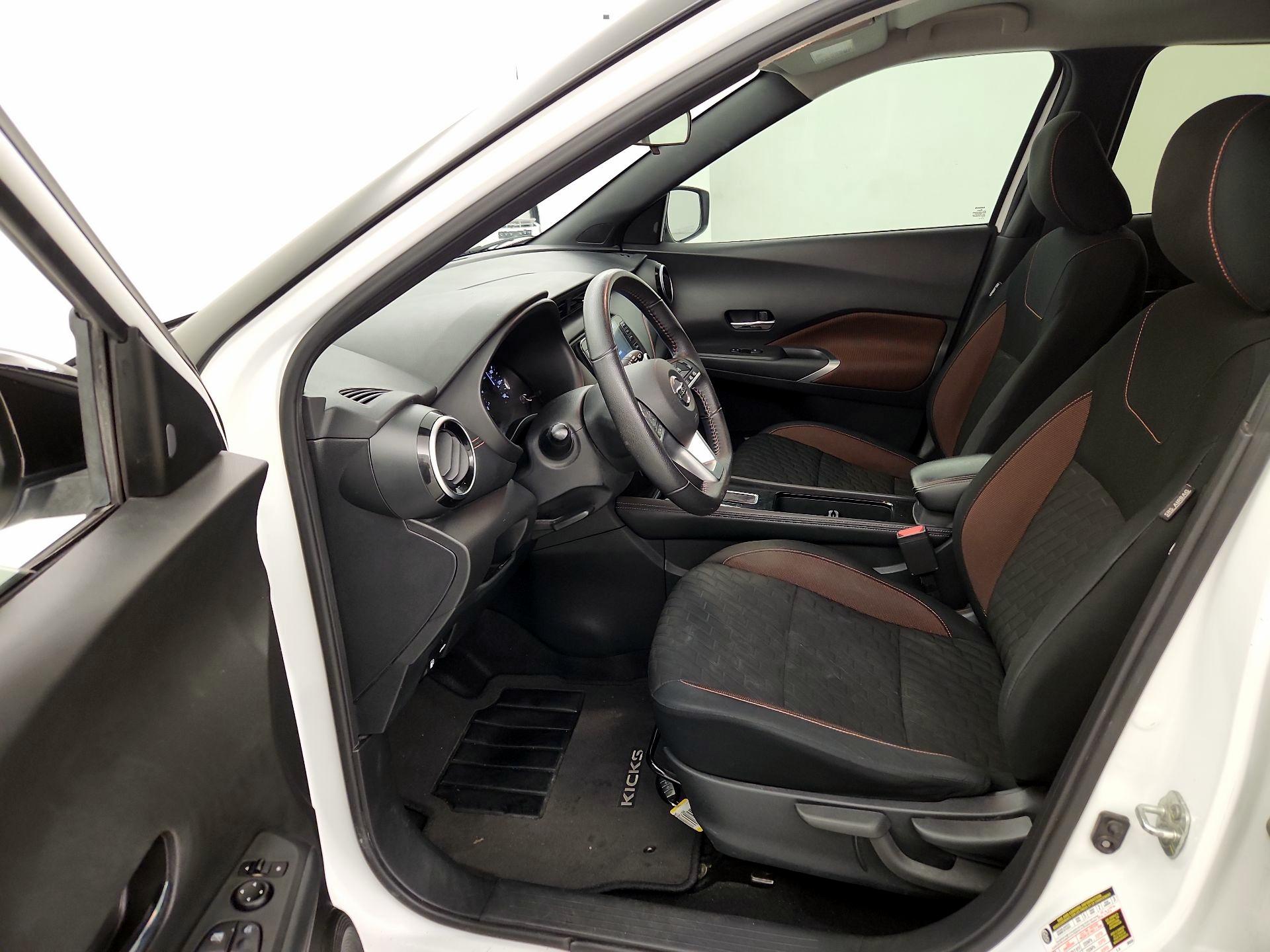 Thumbnail: 2021 Nissan Kicks - 11