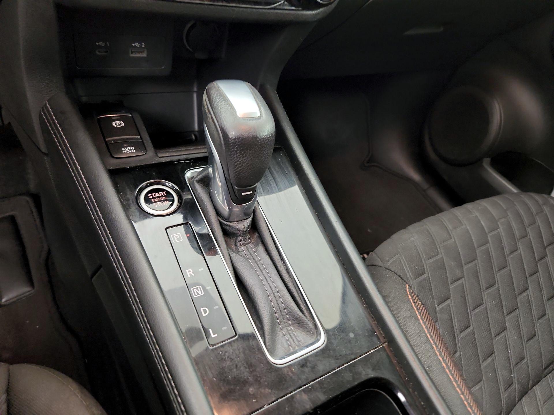 Thumbnail: 2021 Nissan Kicks - 16