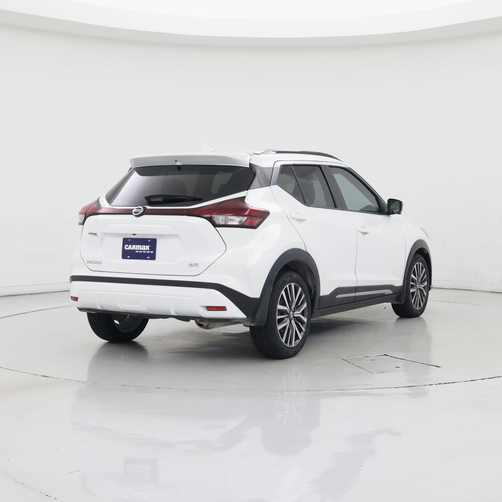 Thumbnail: 2021 Nissan Kicks - 8