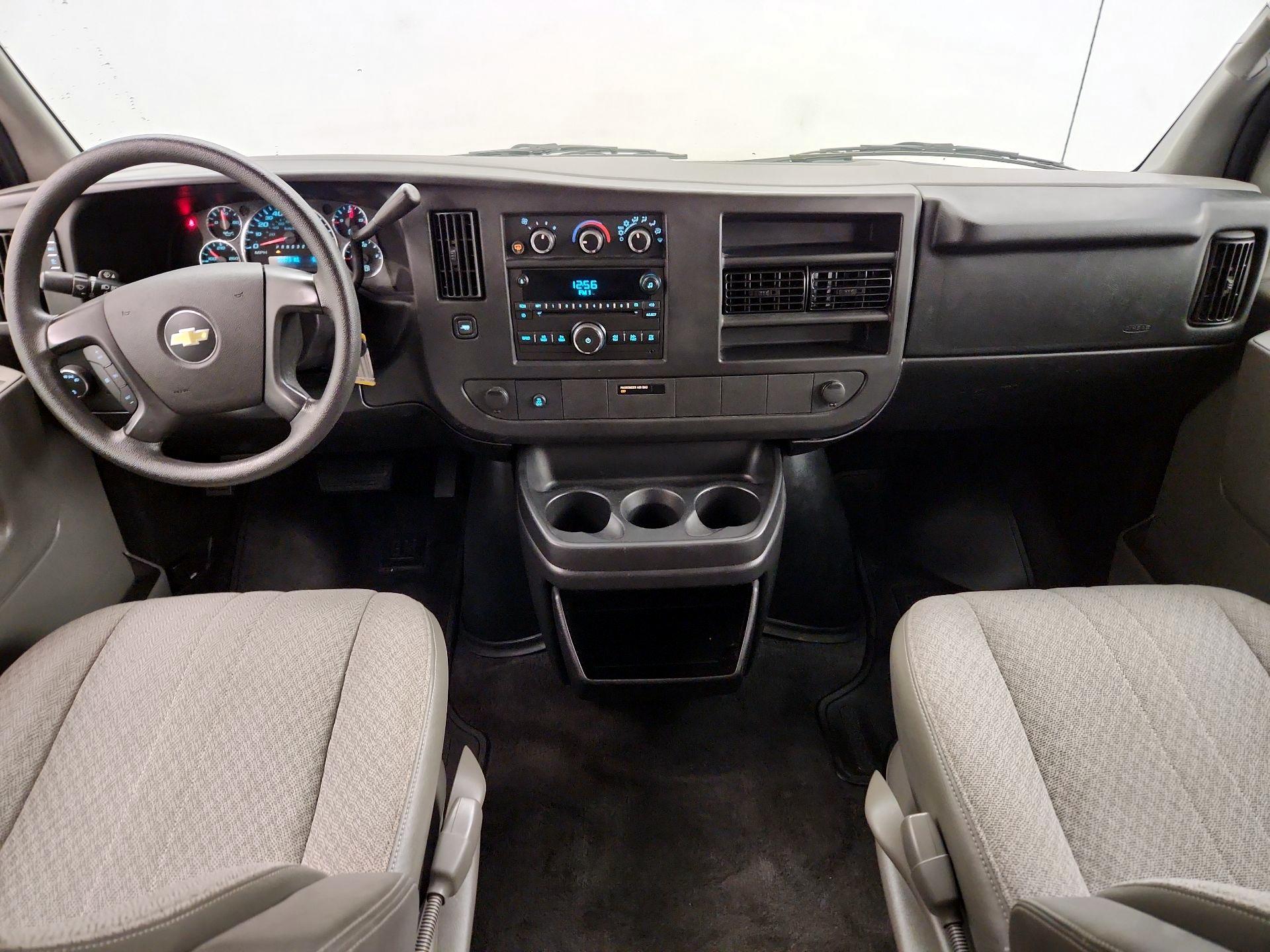 Thumbnail: 2014 Chevrolet Express - 9