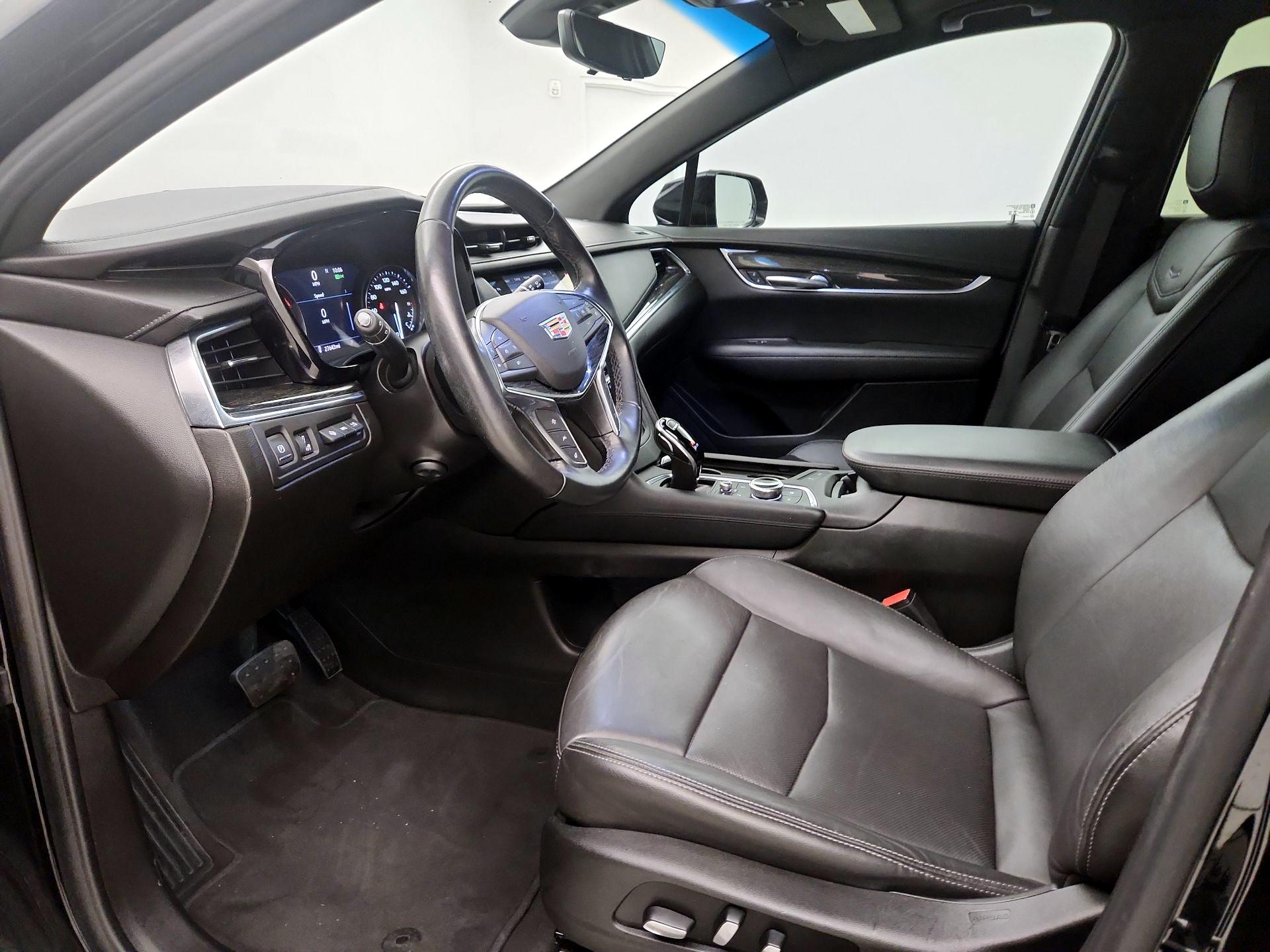 Thumbnail: 2021 Cadillac XT5 - 11