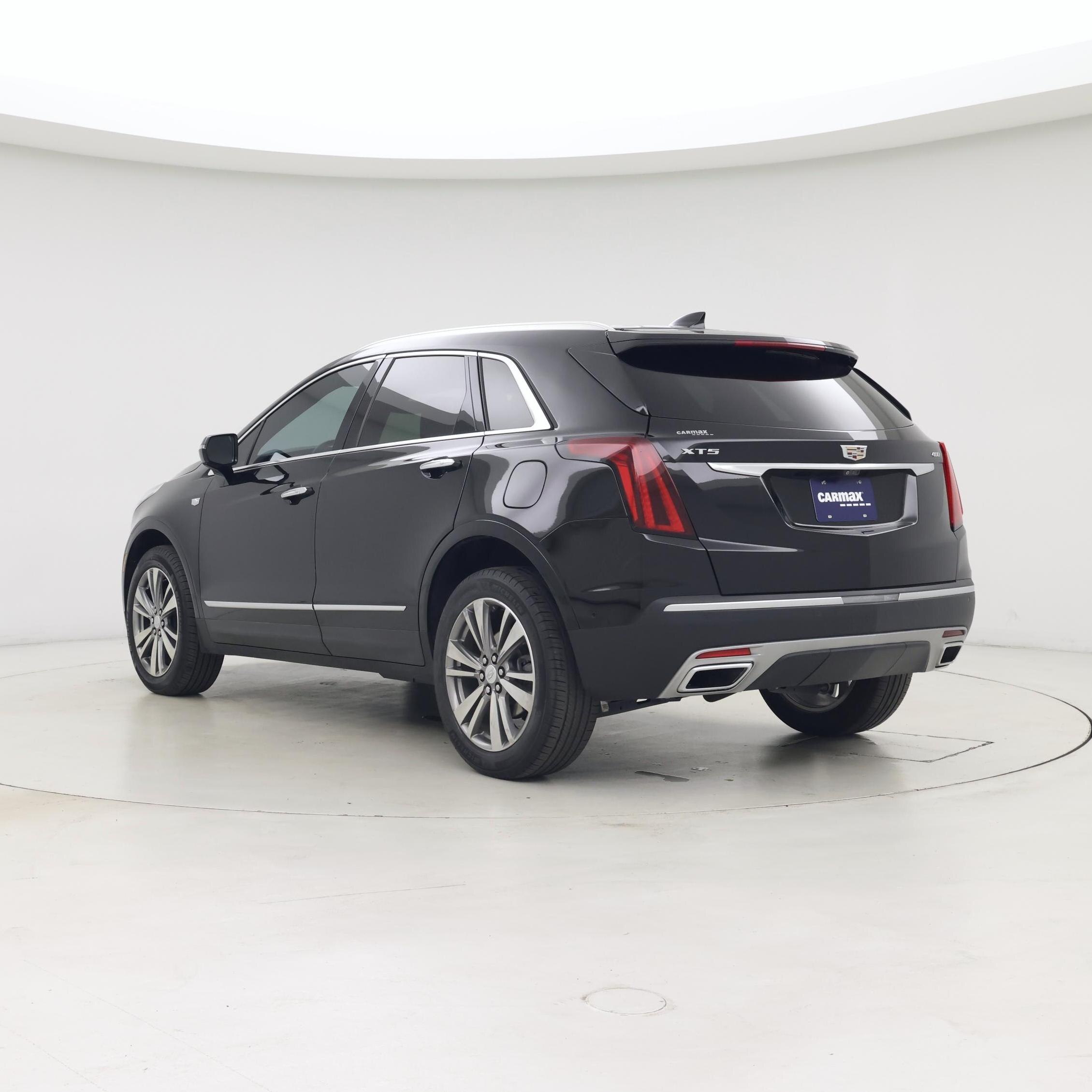 Thumbnail: 2021 Cadillac XT5 - 2