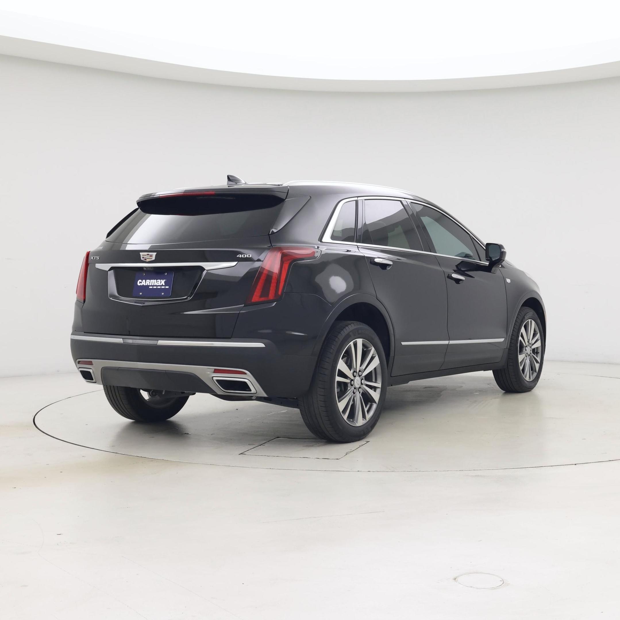 Thumbnail: 2021 Cadillac XT5 - 8