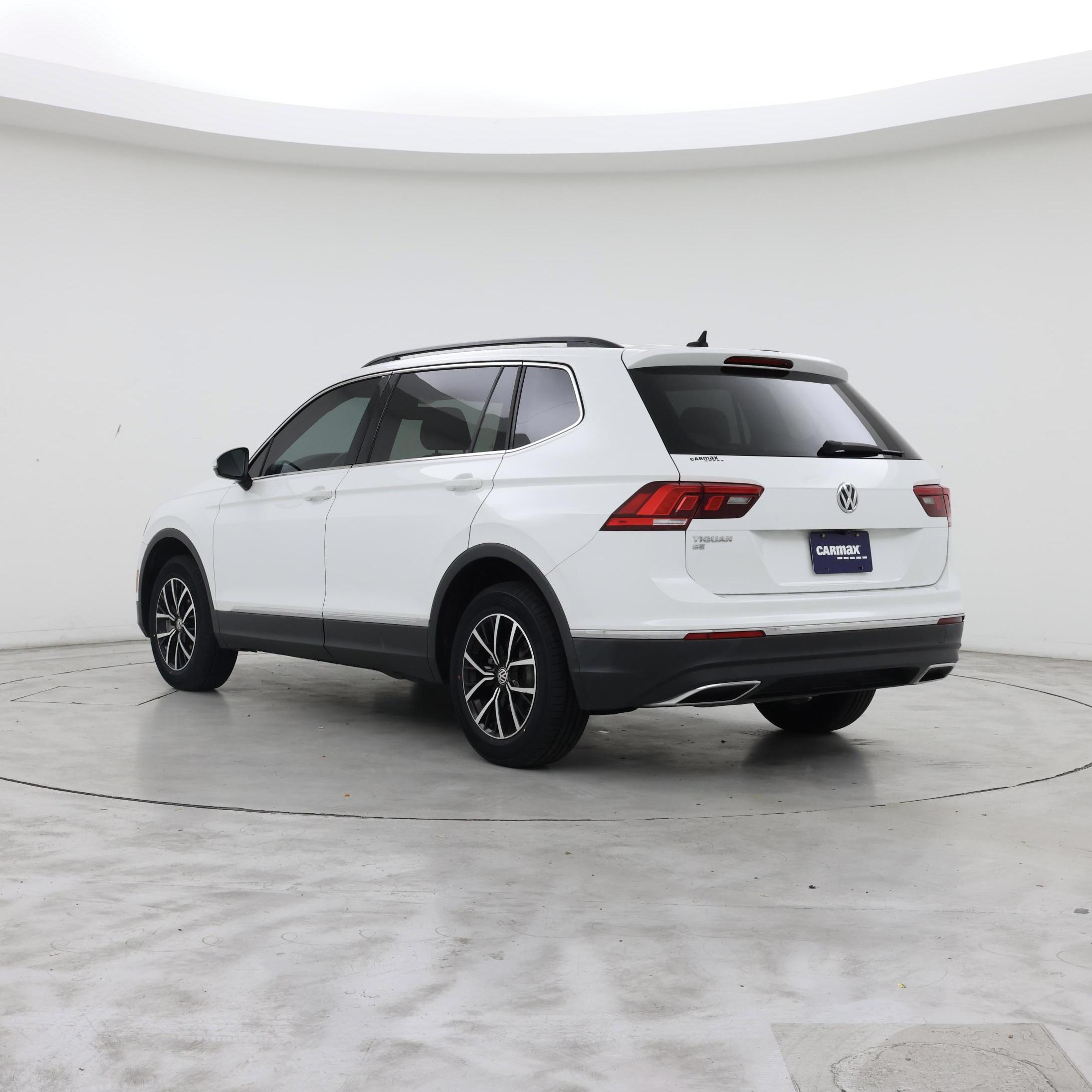 Thumbnail: 2021 Volkswagen Tiguan - 2
