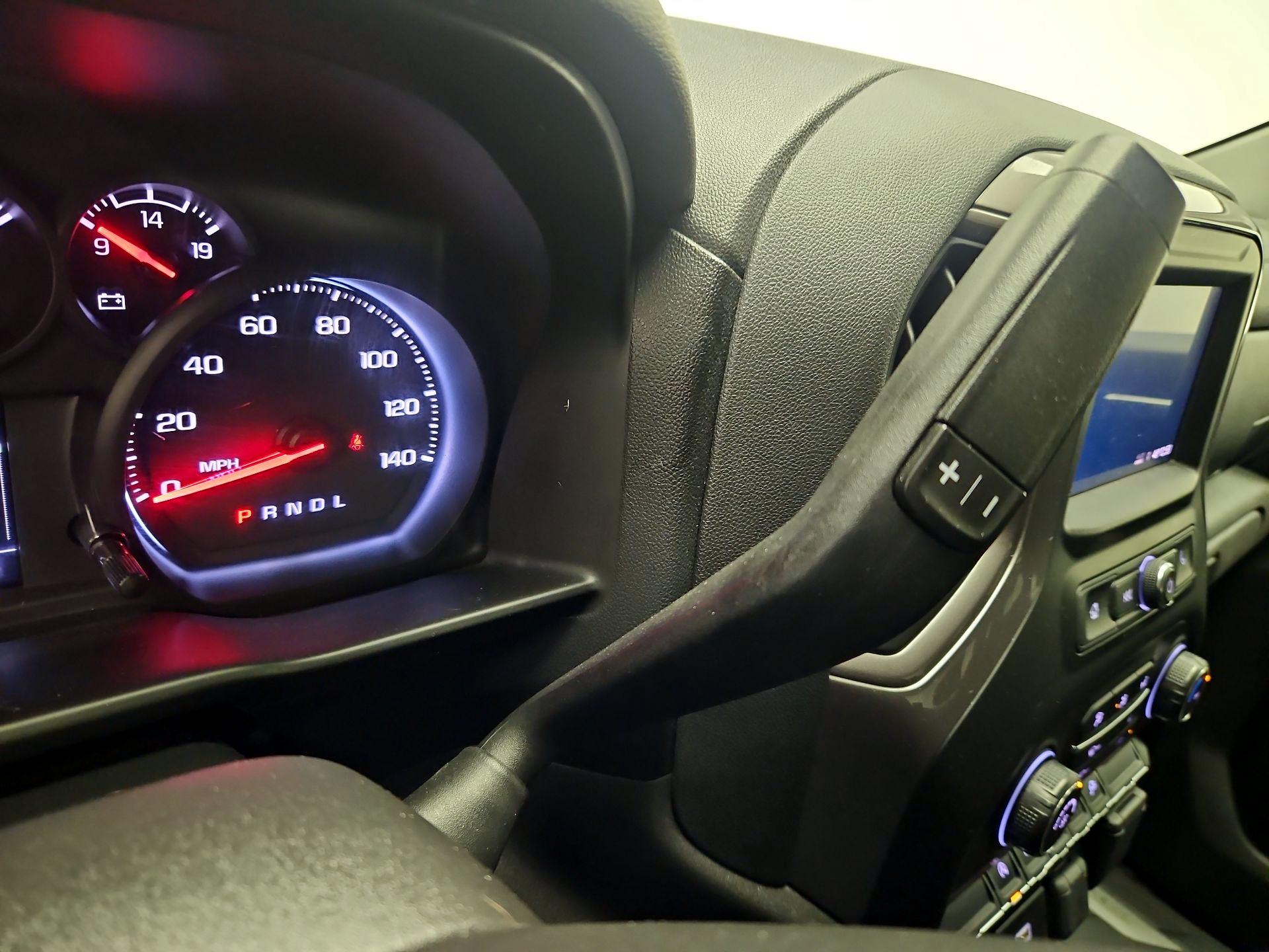 Thumbnail: 2020 Chevrolet Silverado 1500 - 17