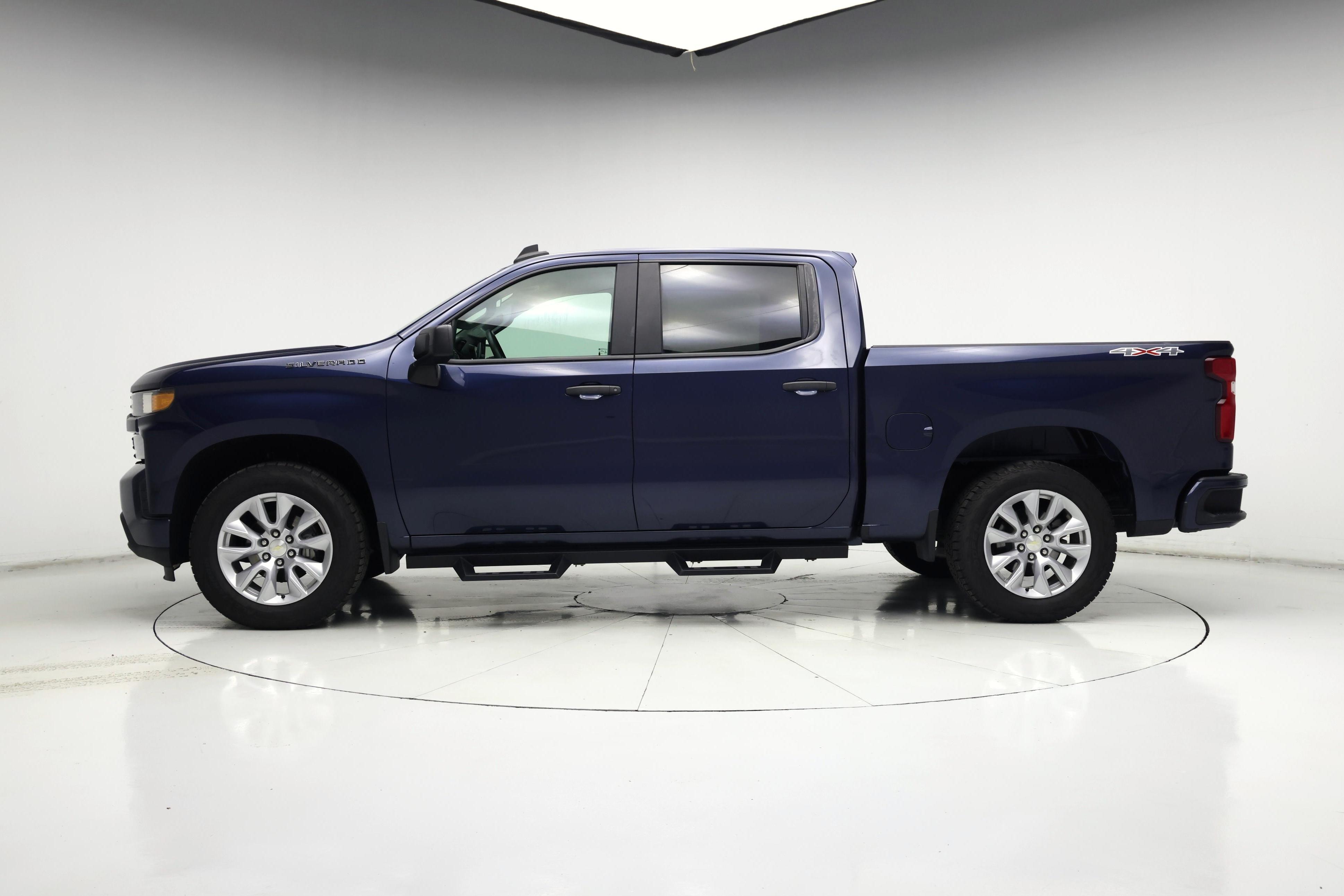 Thumbnail: 2020 Chevrolet Silverado 1500 - 3