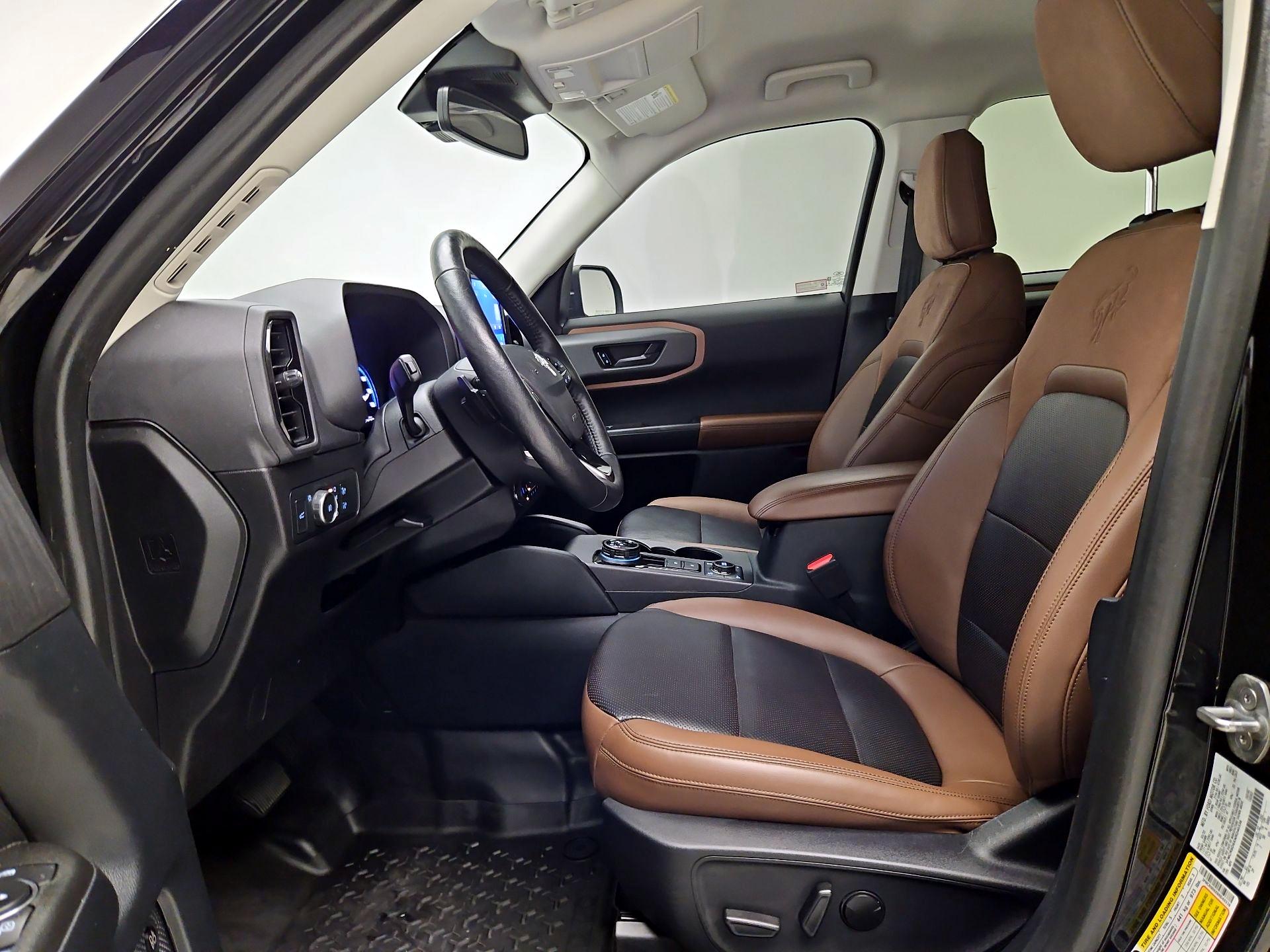 Thumbnail: 2022 Ford Bronco Sport - 11