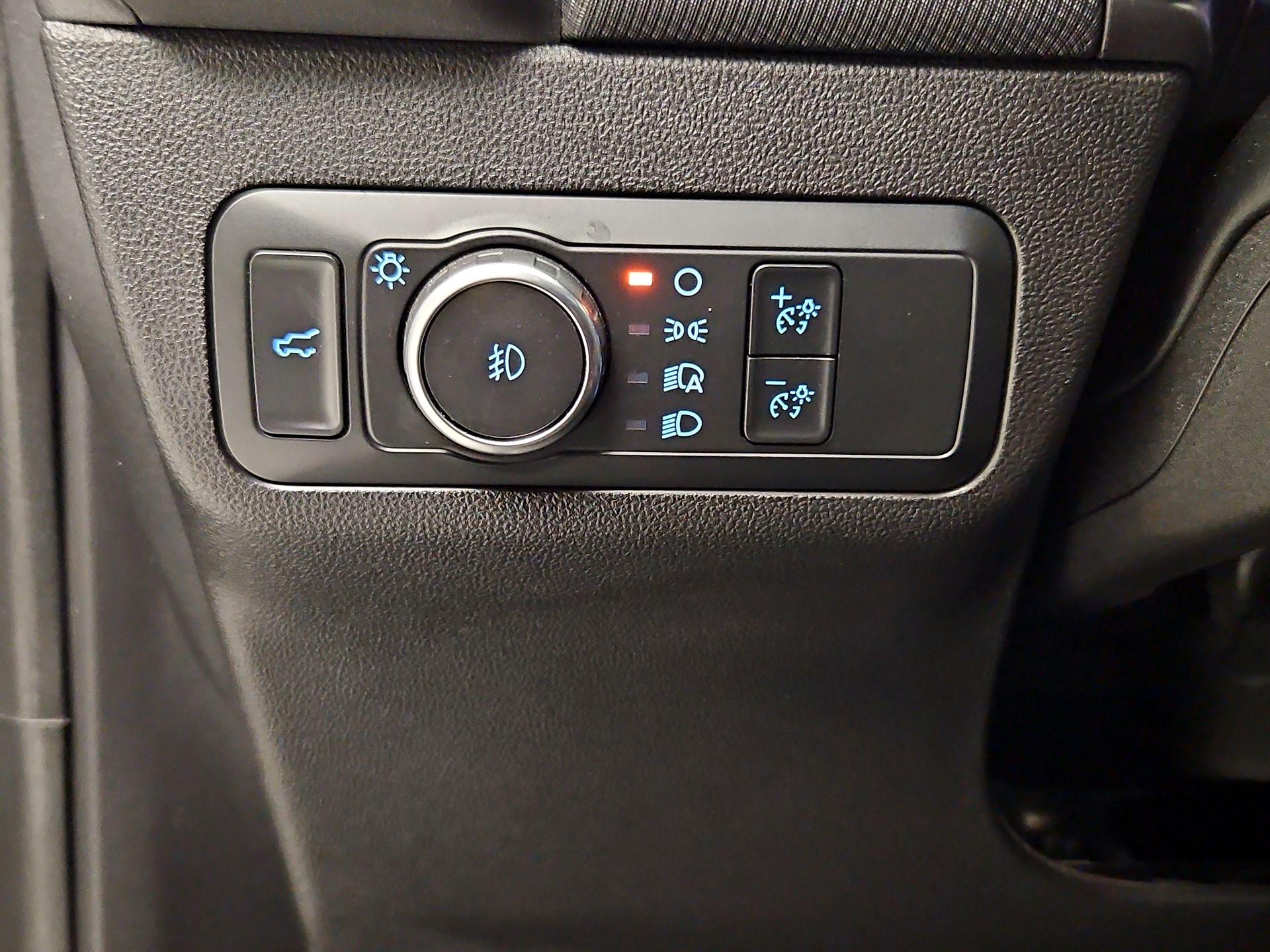 Thumbnail: 2022 Ford Bronco Sport - 13