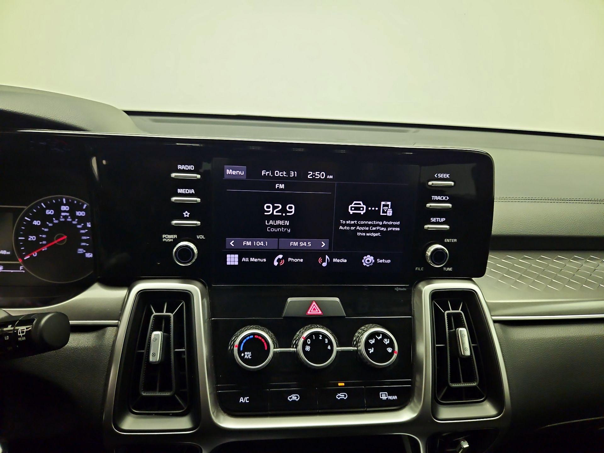 Thumbnail: 2023 Kia Sorento - 14