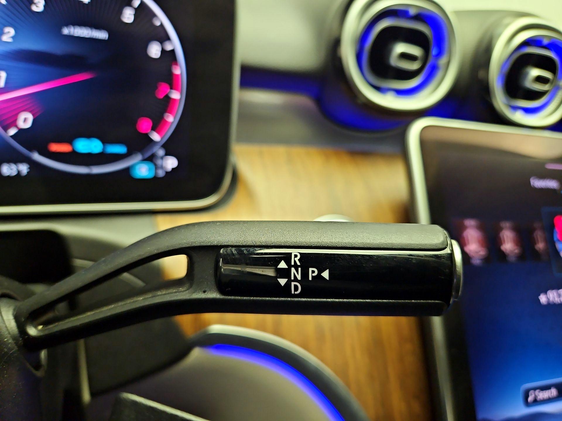 Thumbnail: 2022 Mercedes-Benz C-Class - 16