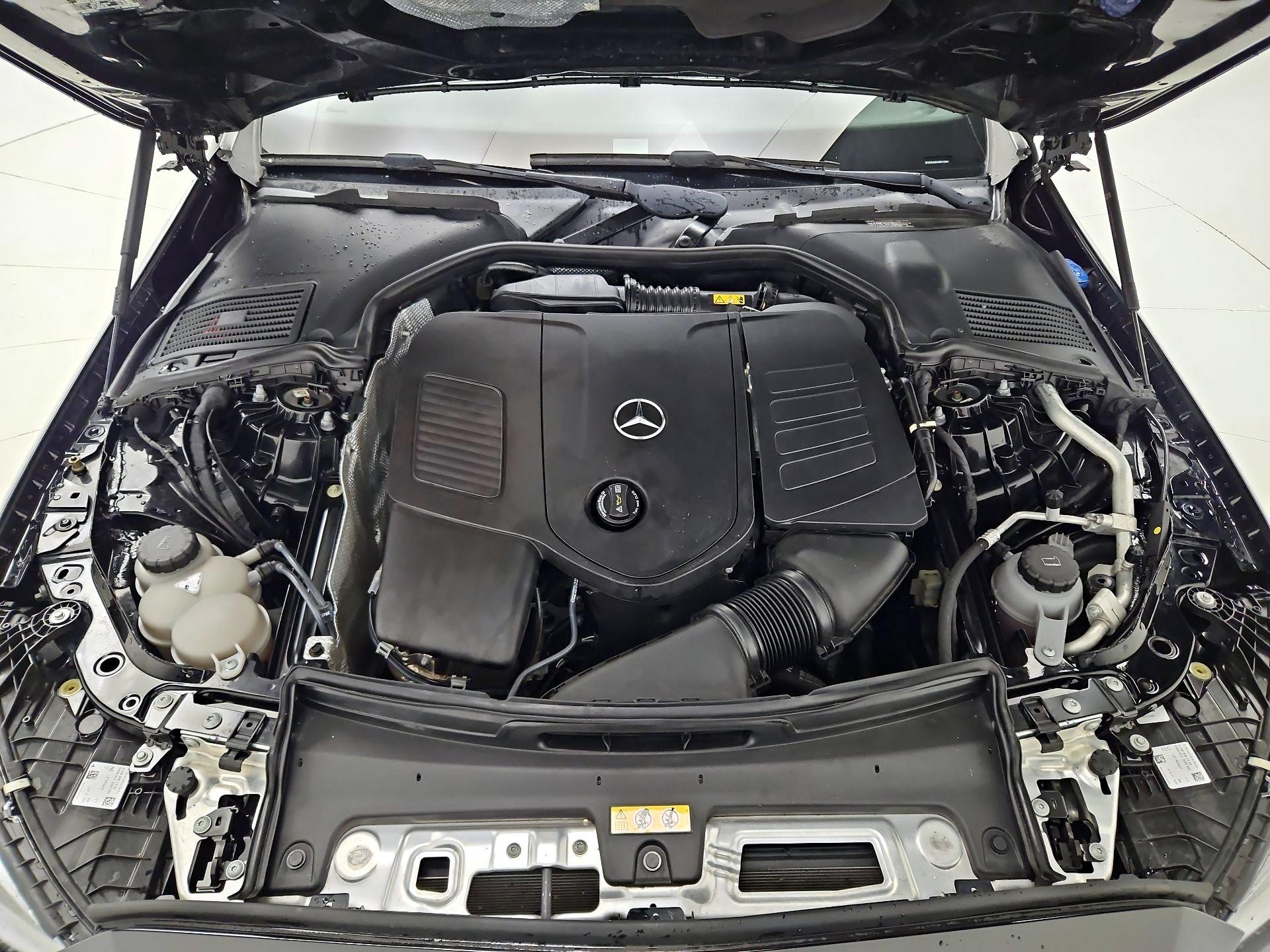 Thumbnail: 2022 Mercedes-Benz C-Class - 19