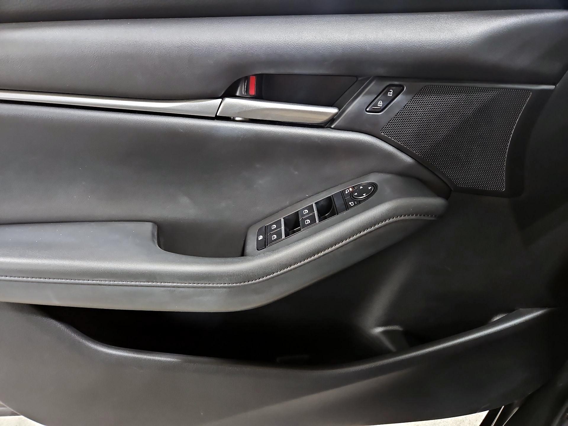 Thumbnail: 2021 Mazda Mazda3 - 12