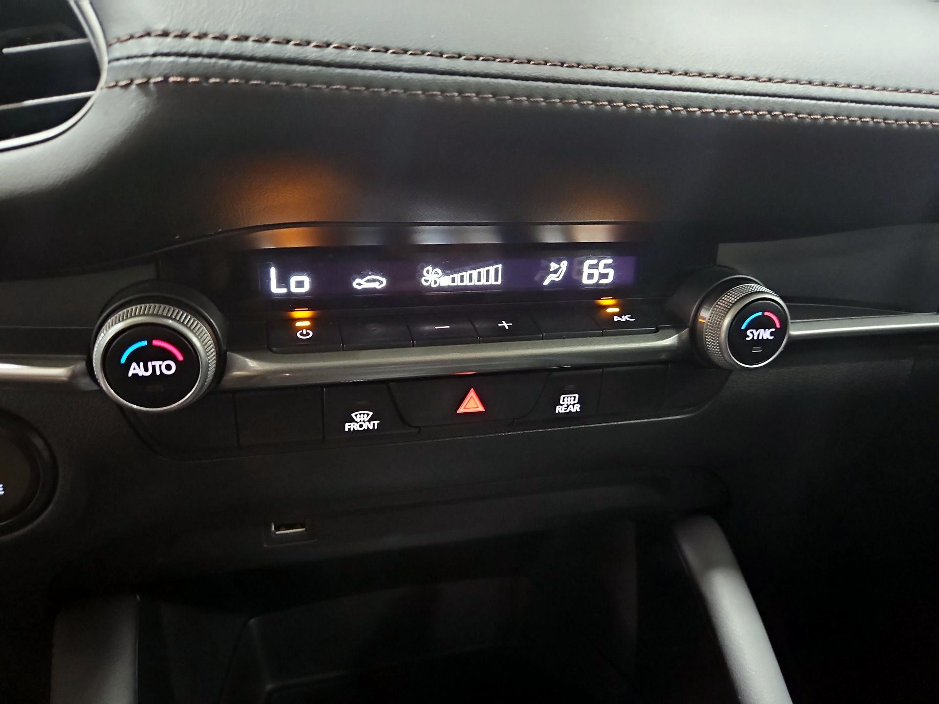 Thumbnail: 2021 Mazda Mazda3 - 16